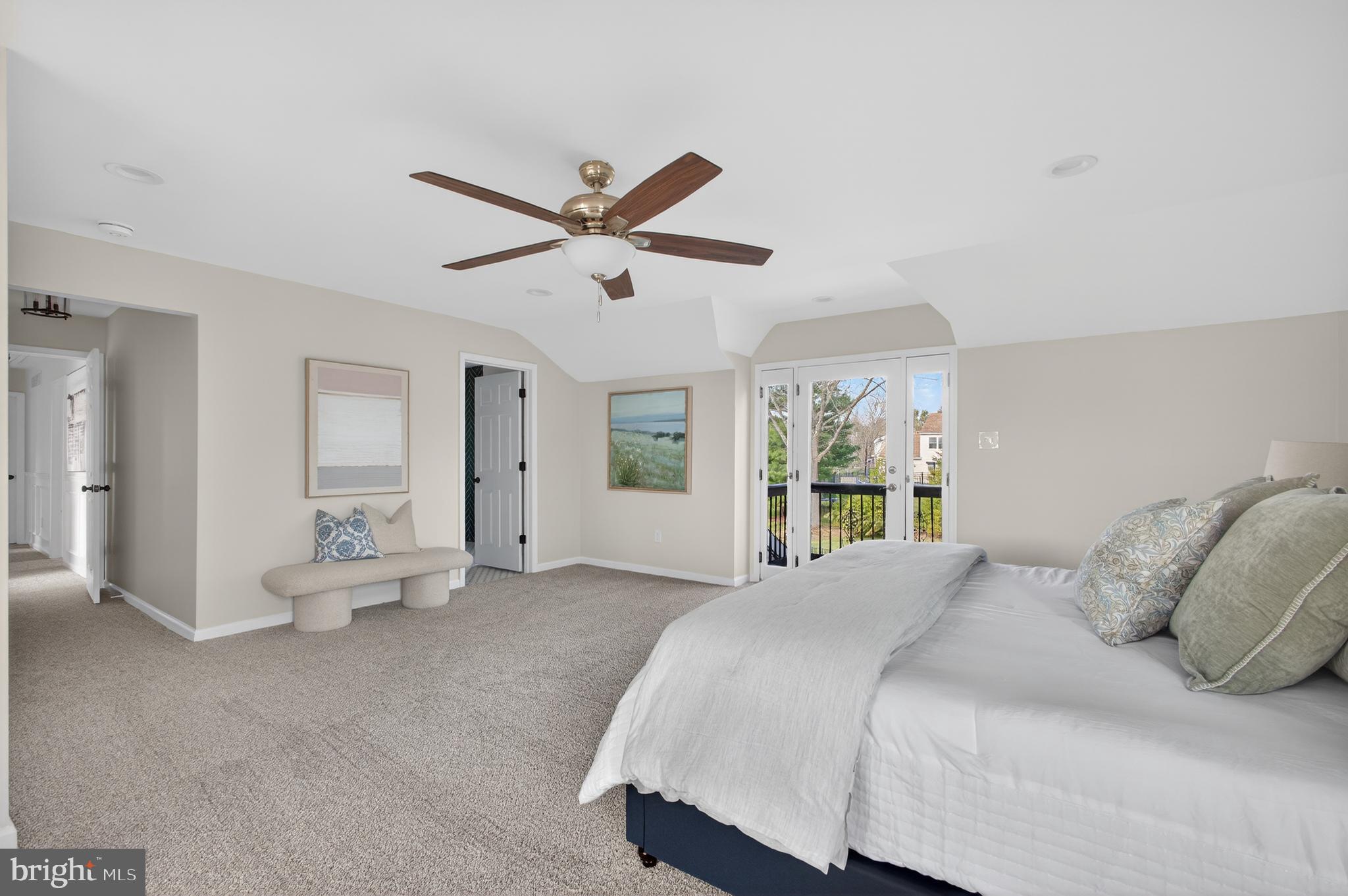 HAMPTON CHASE - Residential