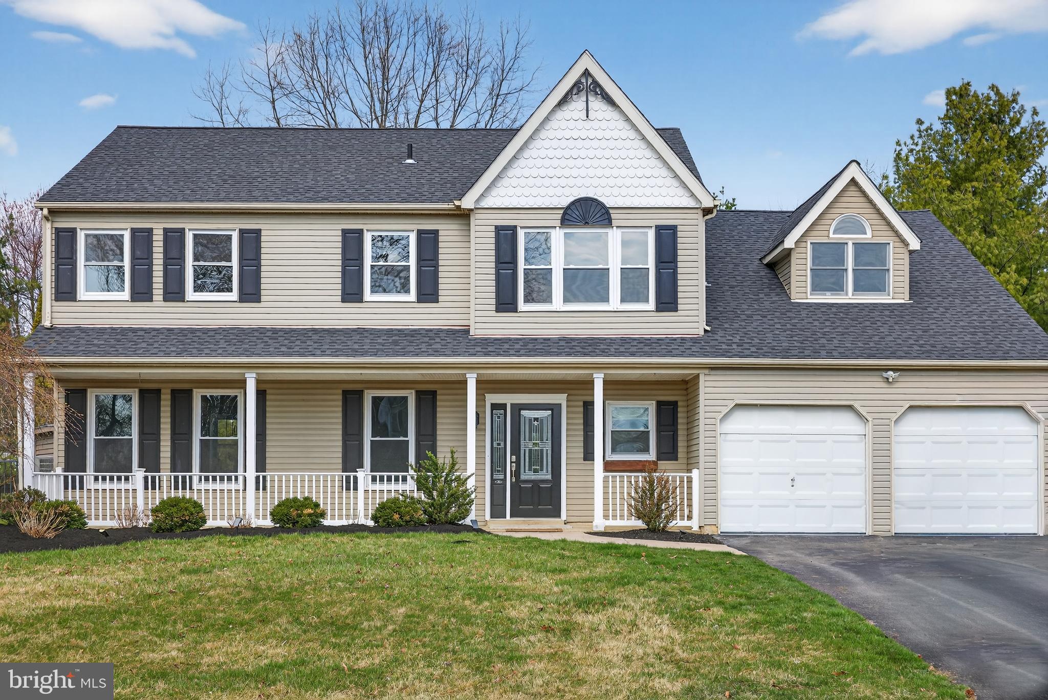 HAMPTON CHASE - Residential