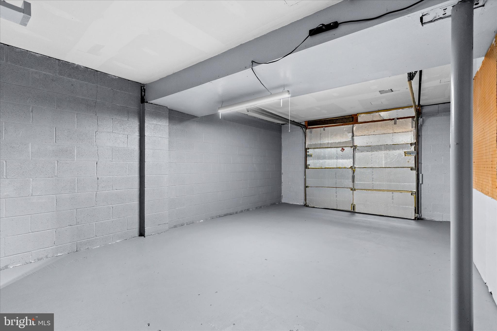 RAINBOW HILLS - Residential