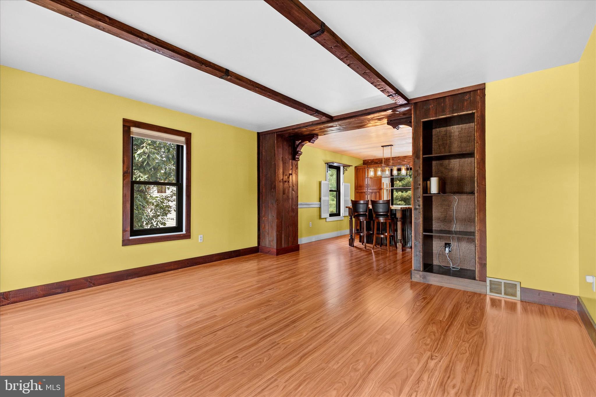 RAINBOW HILLS - Residential