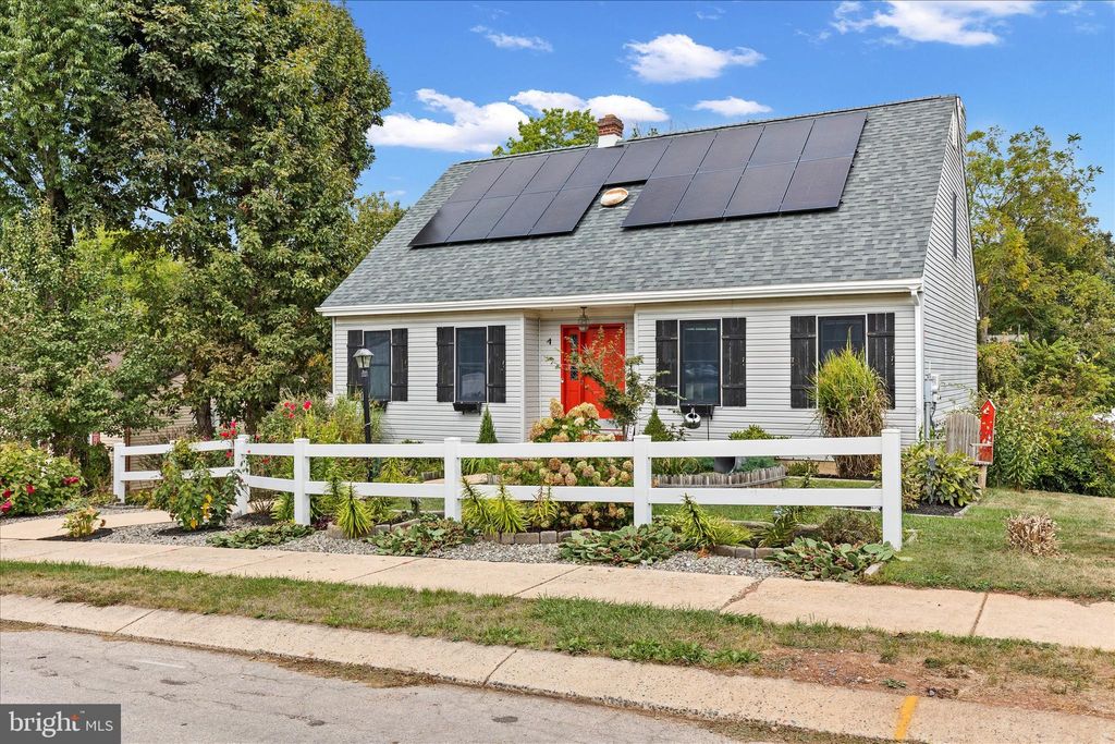 Photo of 1769 Rainbow Circle, YORK, PA 17408 (MLS # PAYK2090590)