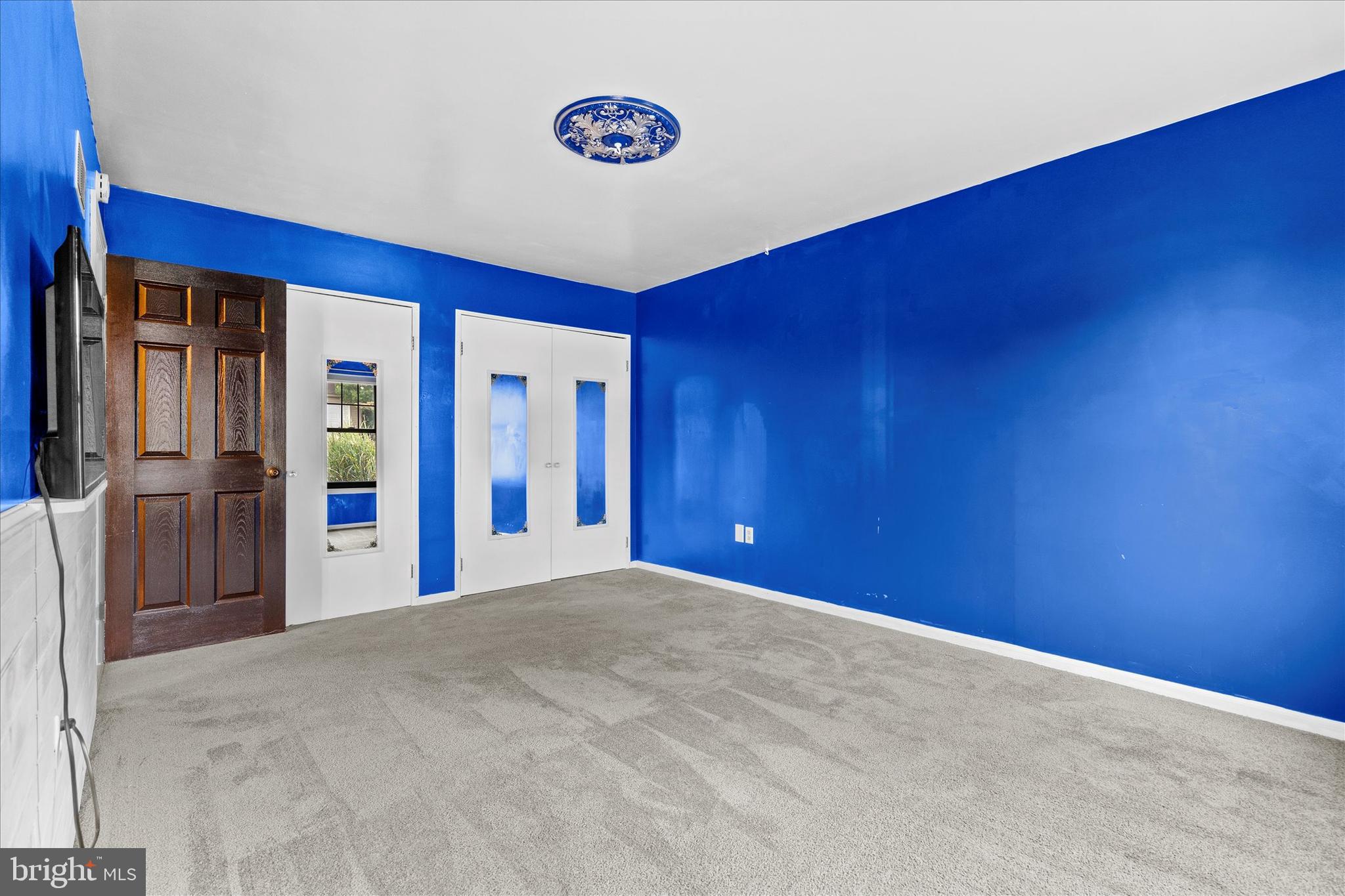 RAINBOW HILLS - Residential