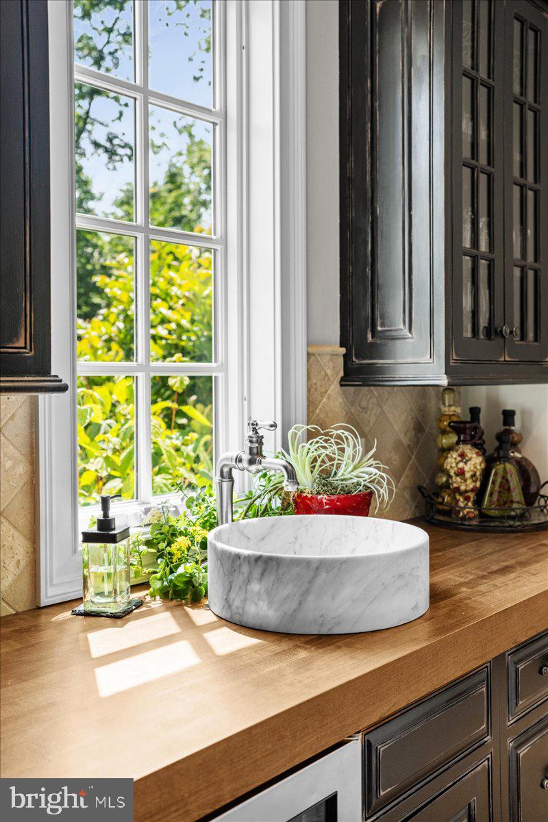 ROCKWOOD - Residential