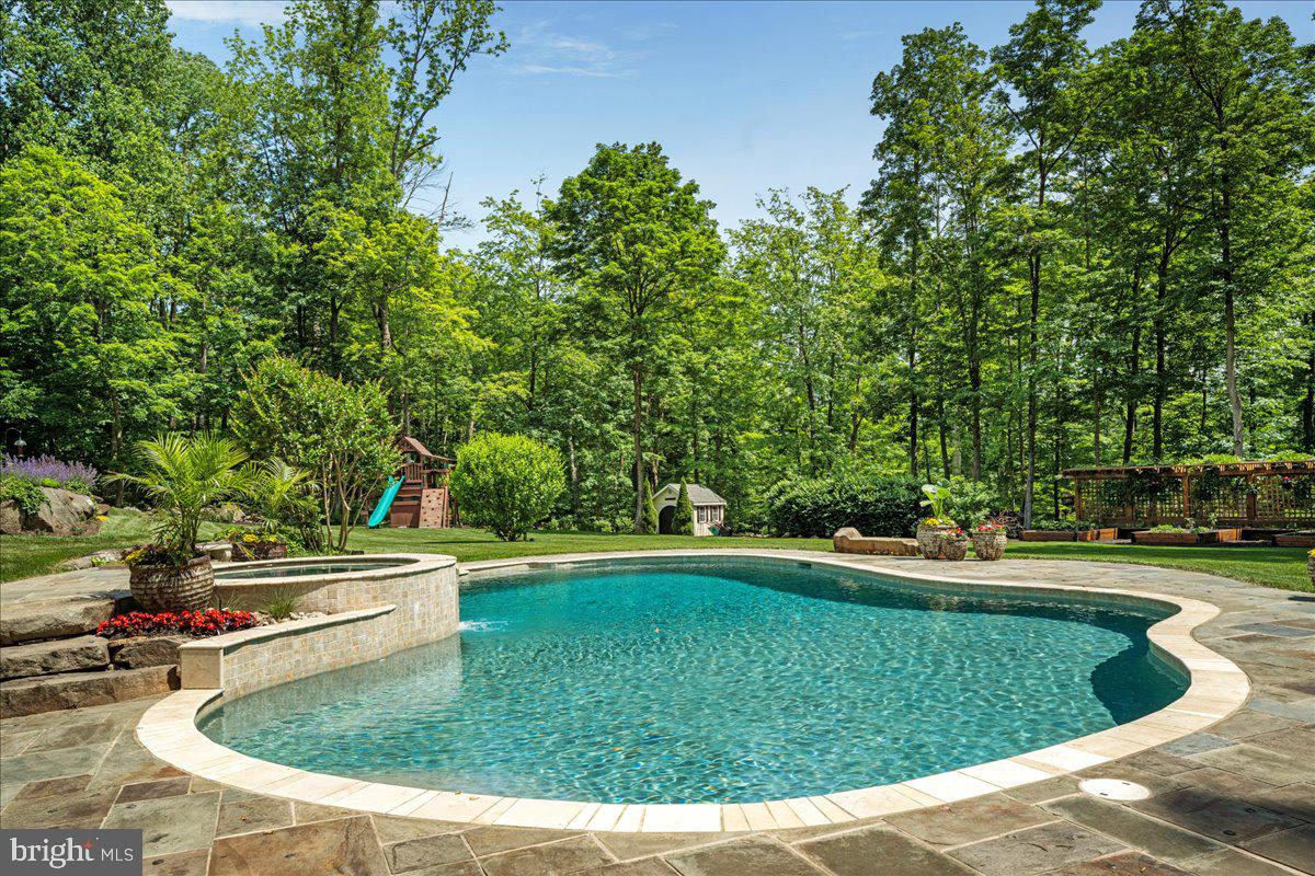 ROCKWOOD - Residential