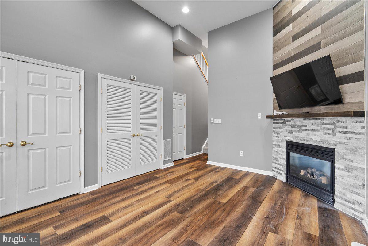 WINDY HILL - Residential Lease