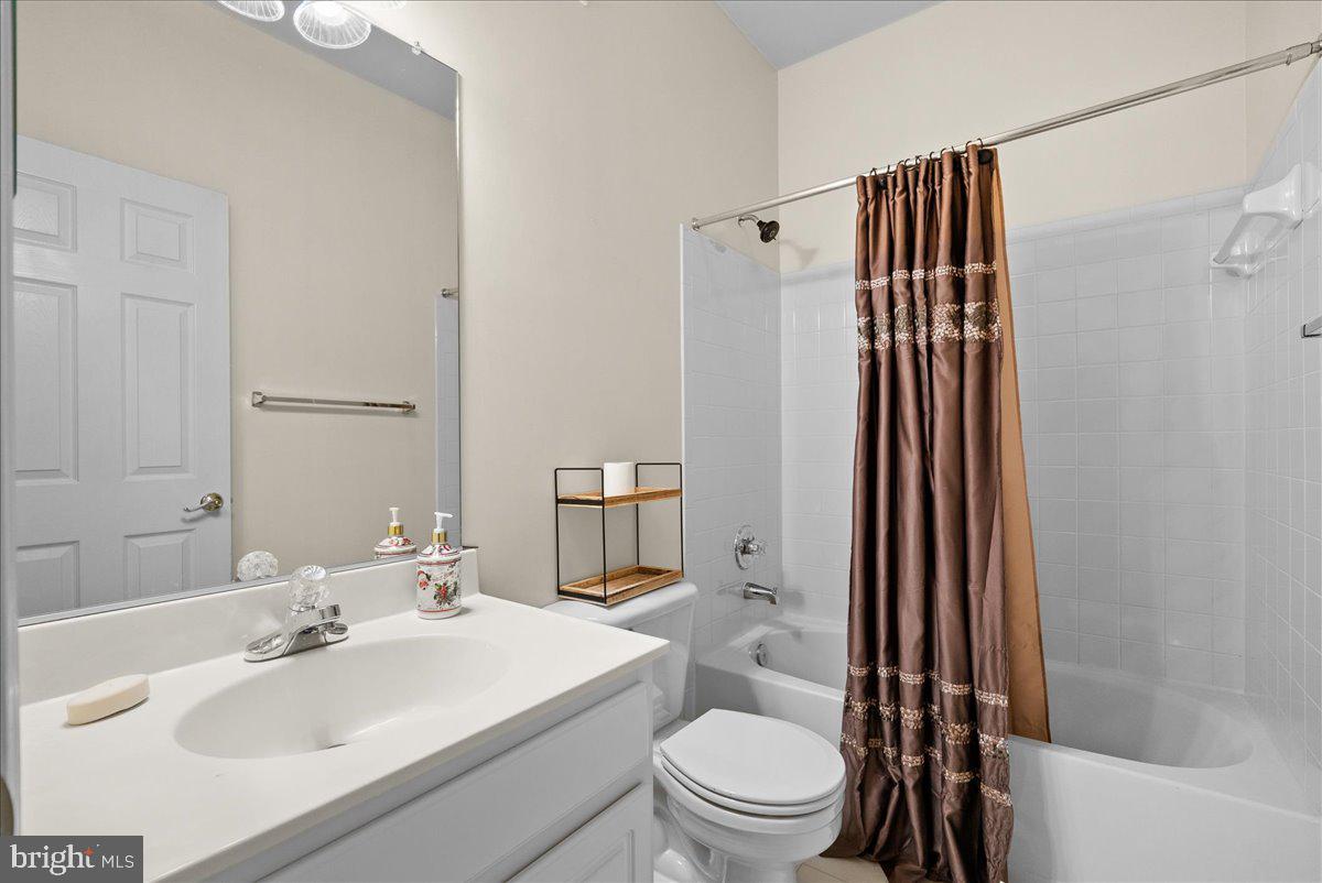 WINDY HILL - Residential Lease