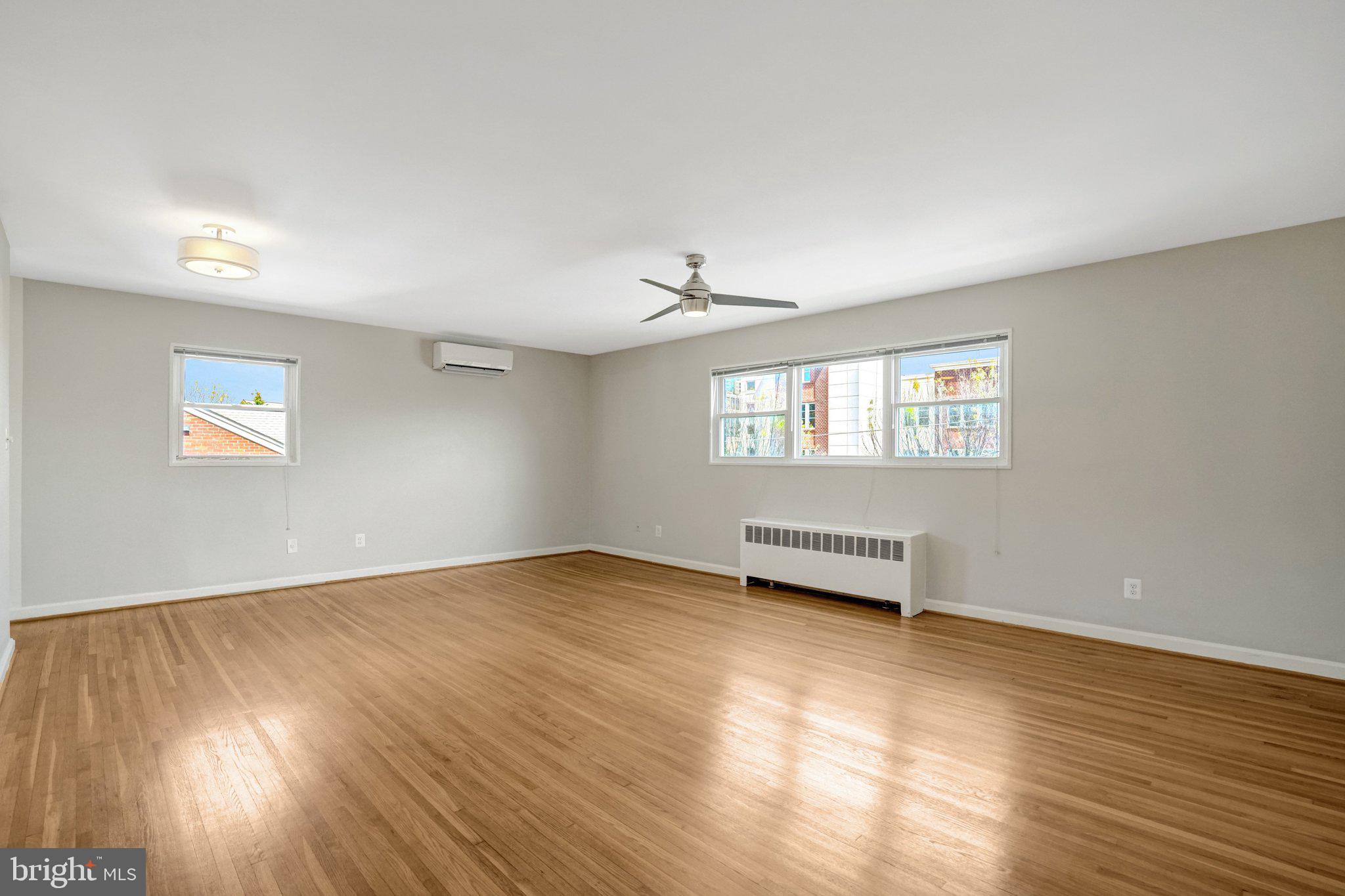 1510 N ROLFE STREET 6