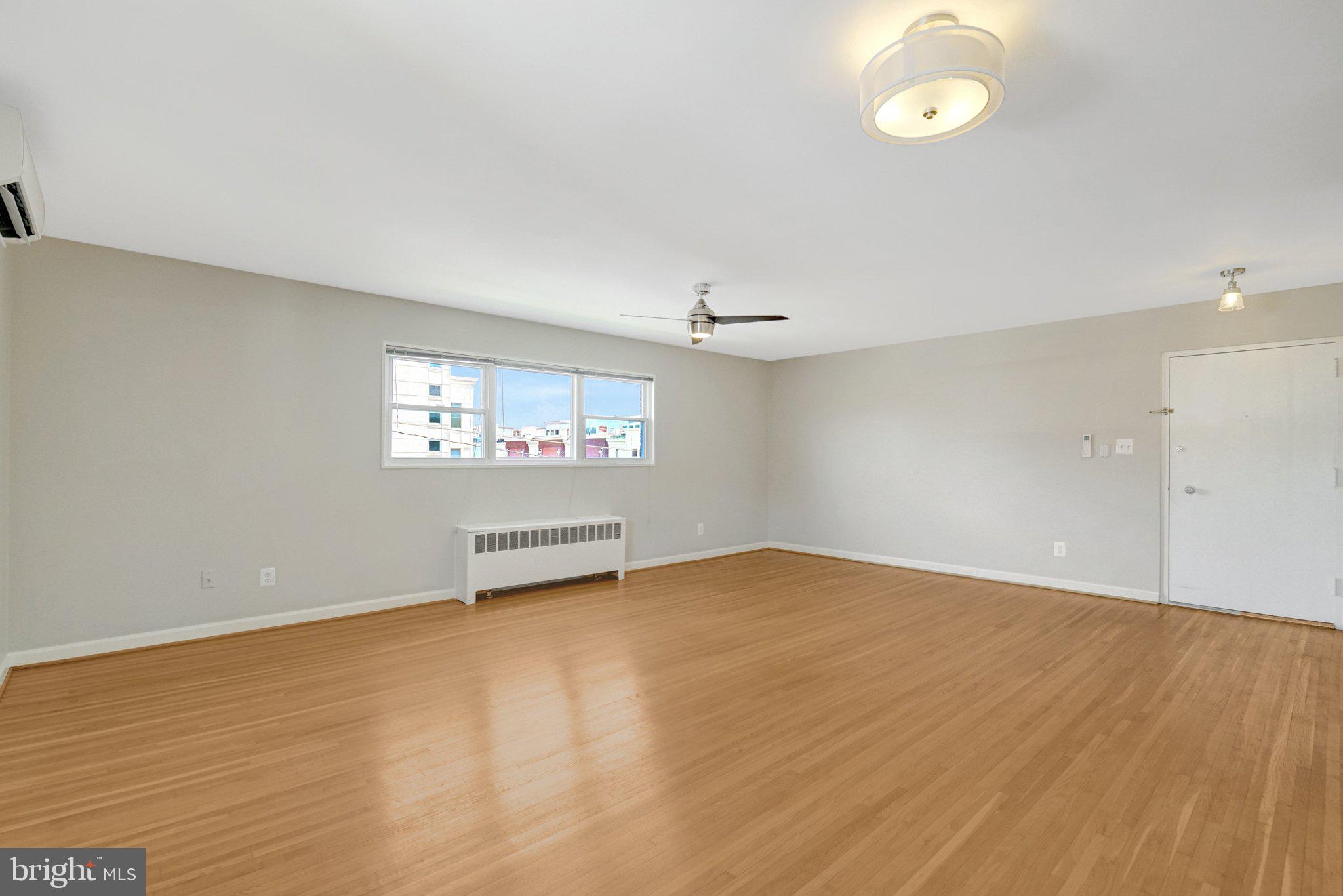 1510 N ROLFE STREET 6