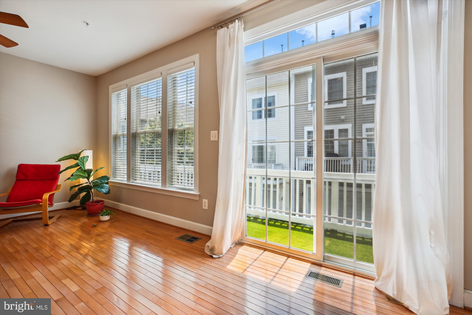 KING FARM IRVINGTON - Residential