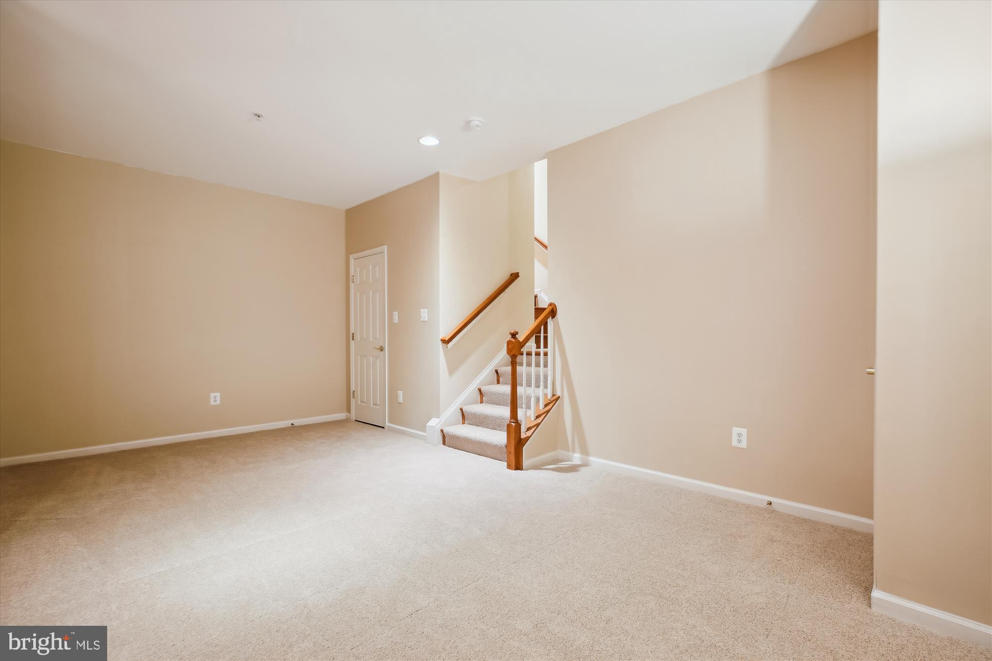 KING FARM IRVINGTON - Residential