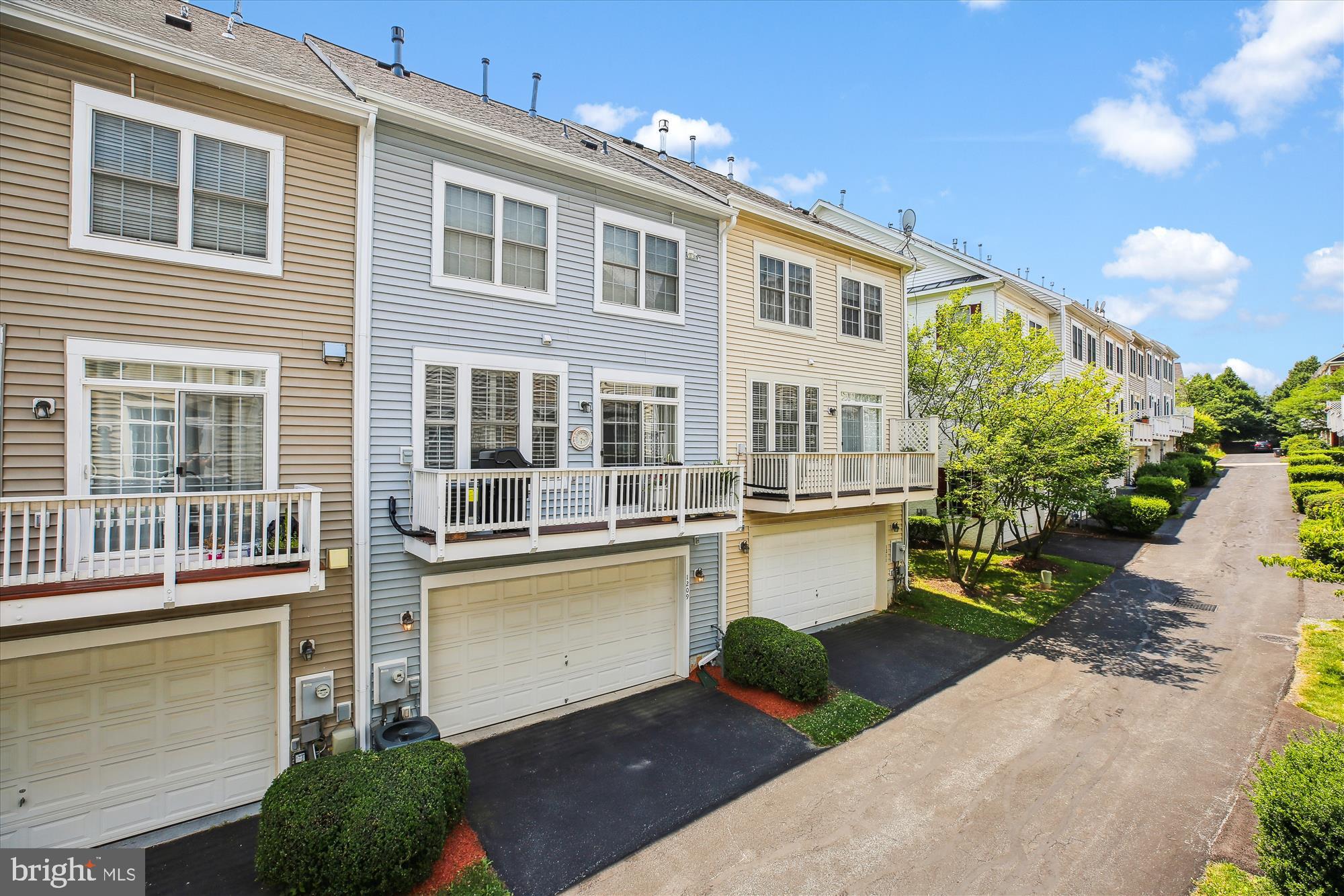 KING FARM IRVINGTON - Residential