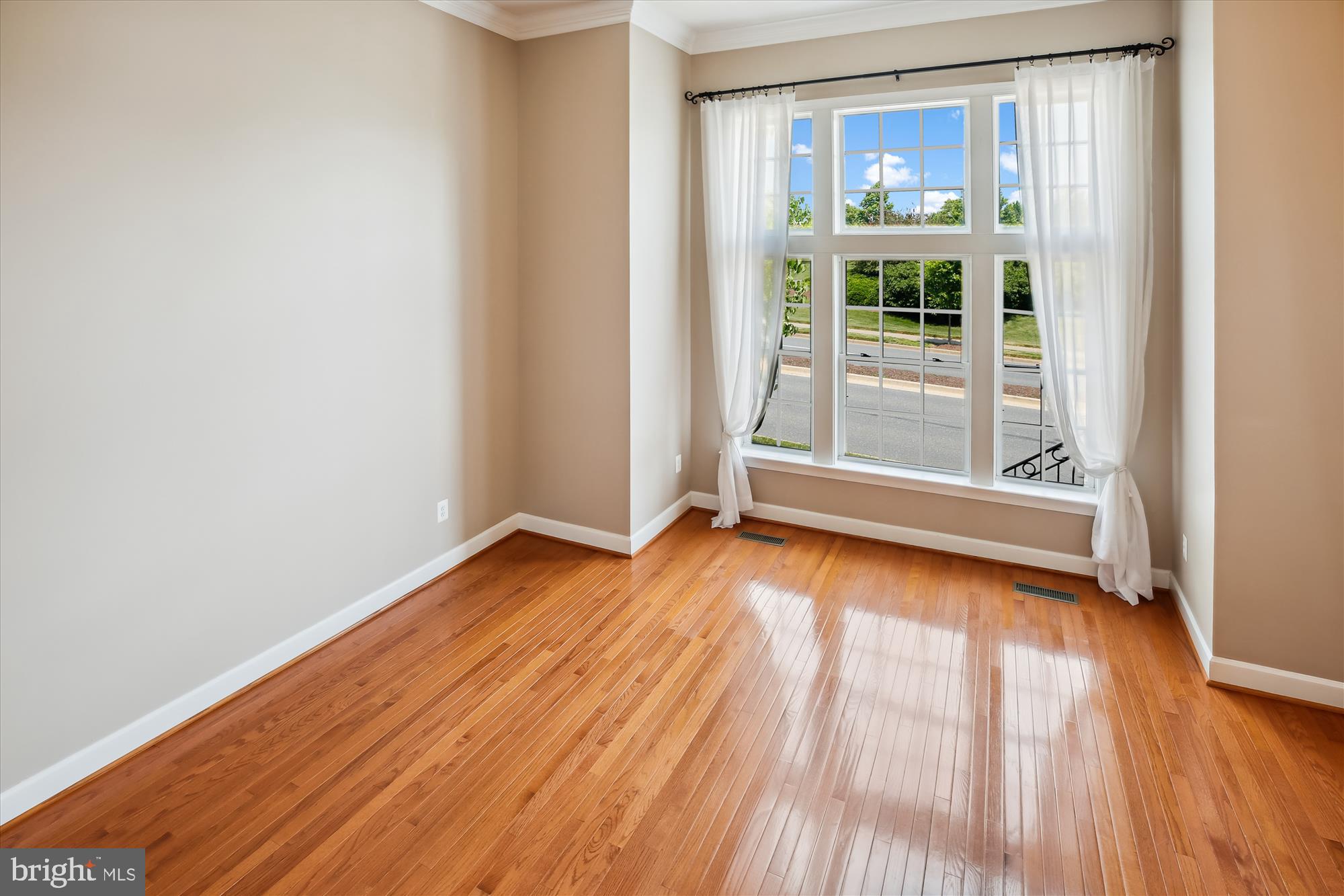 KING FARM IRVINGTON - Residential