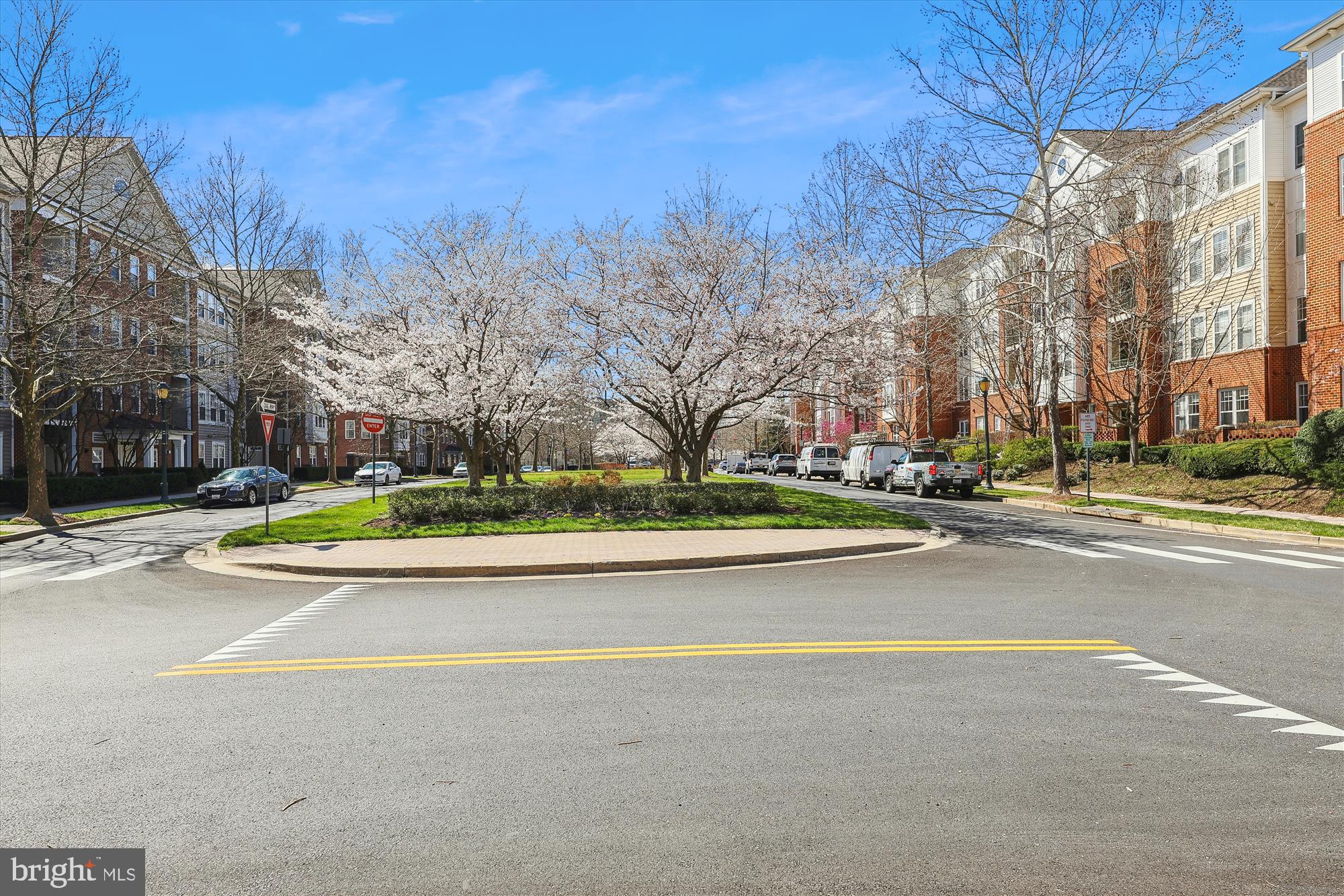 KING FARM IRVINGTON - Residential