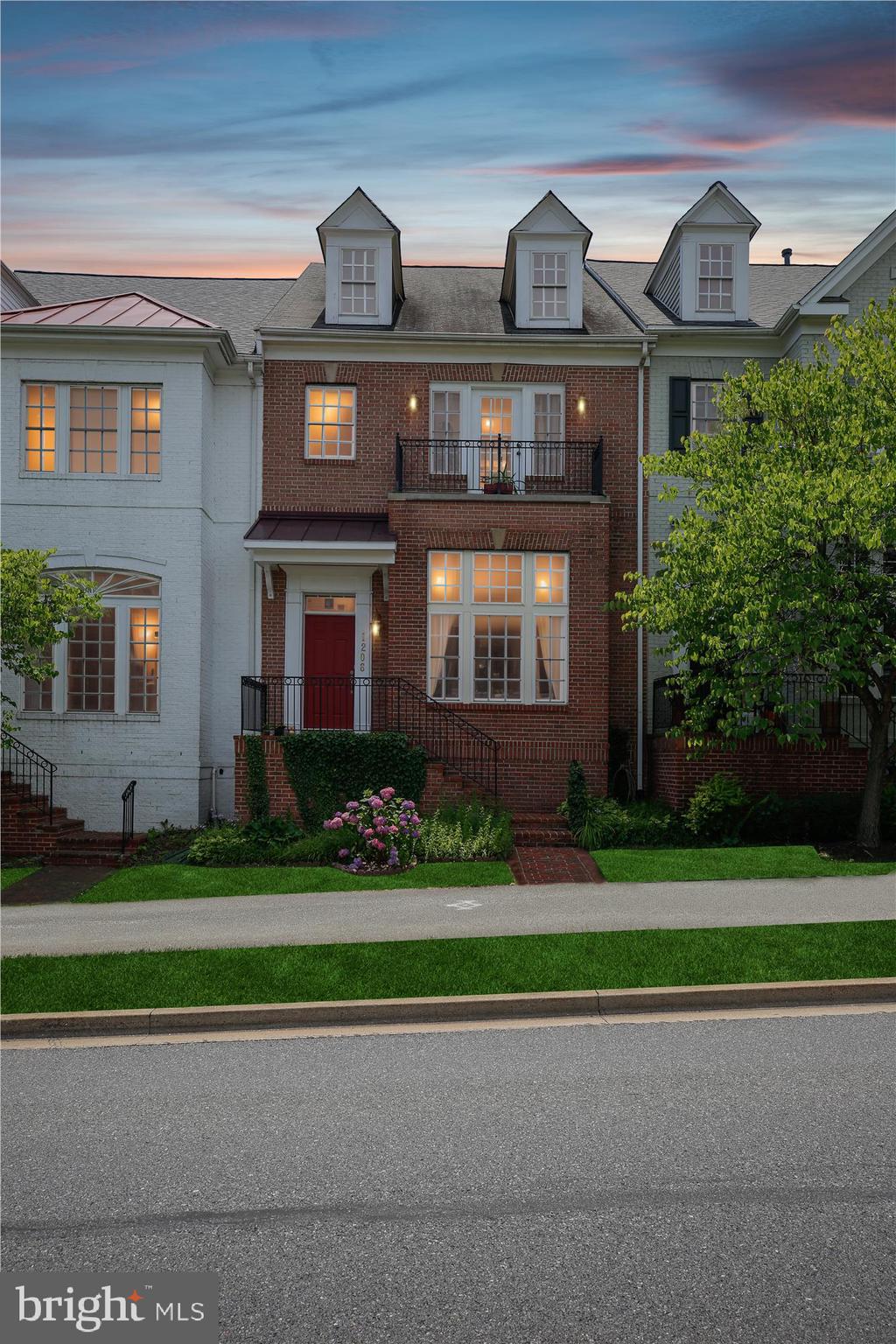 KING FARM IRVINGTON - Residential