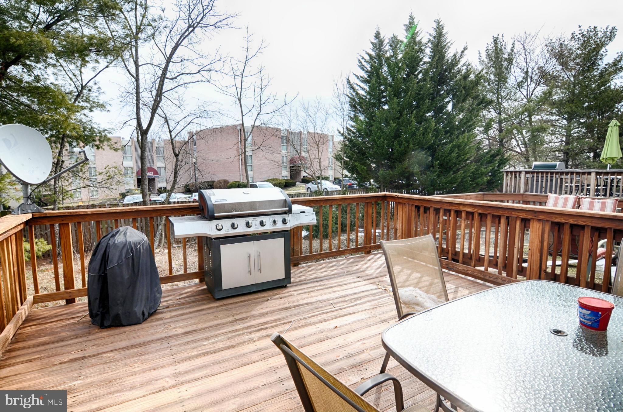 BROADVIEW - Residential