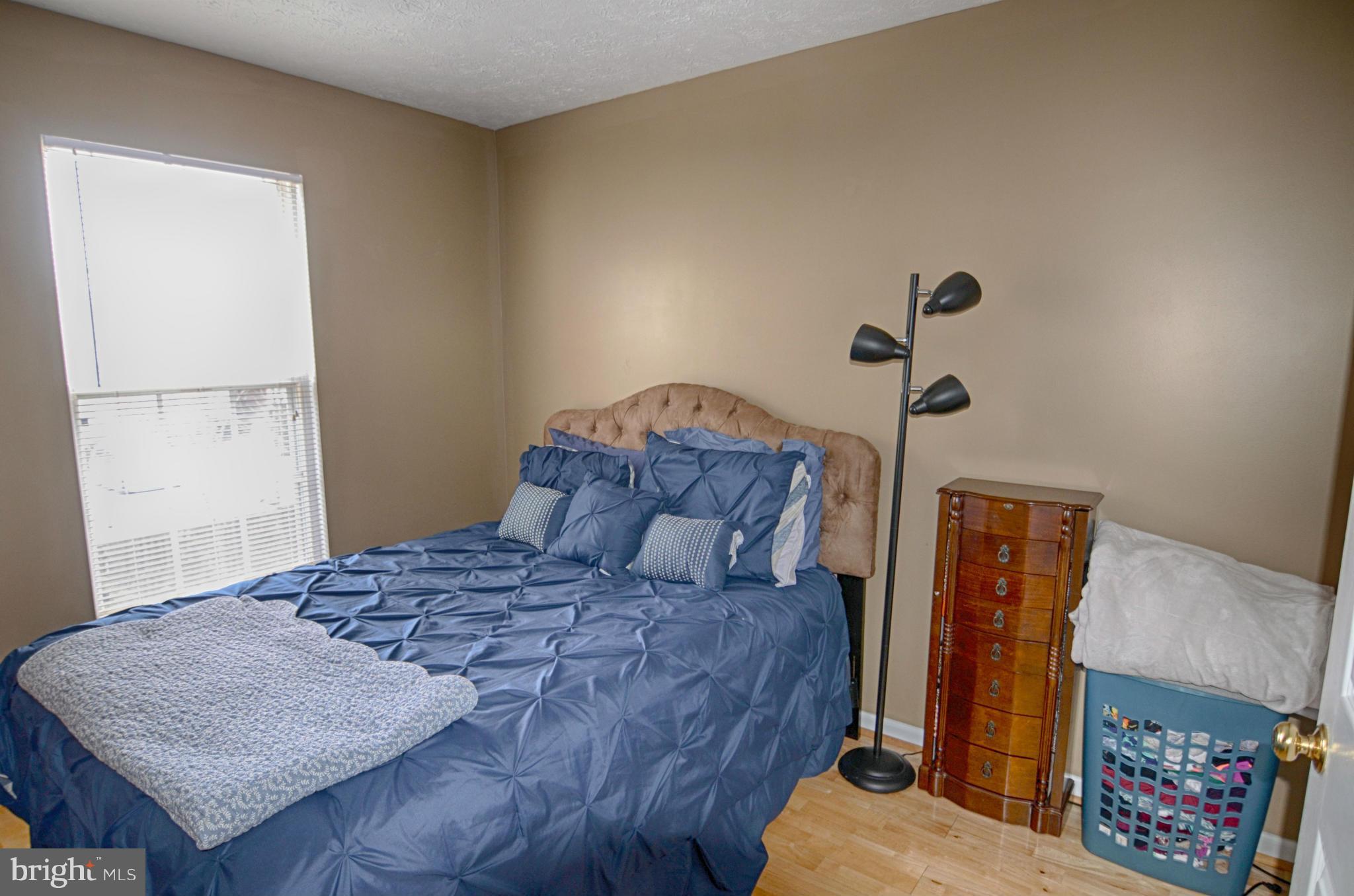 BROADVIEW - Residential