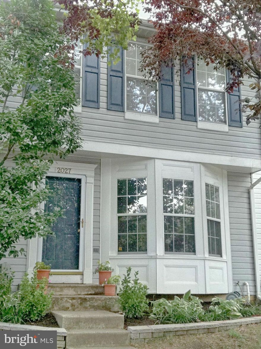 Updated townhouse in Greens at Smith! Large eat-in kitchen with maple/Silestone/stainless and island. Wood floors in LR, master BR (walk-in closet) and BR 2. Finished L/L with level walkout and bath rough-in. Energy efficient replacement heat pump. Great deck for grilling/entertaining. 1 mile to light rail & Mt. Wash Village. Less than 2 miles to Whole Foods and Quarry. New roof 2014.