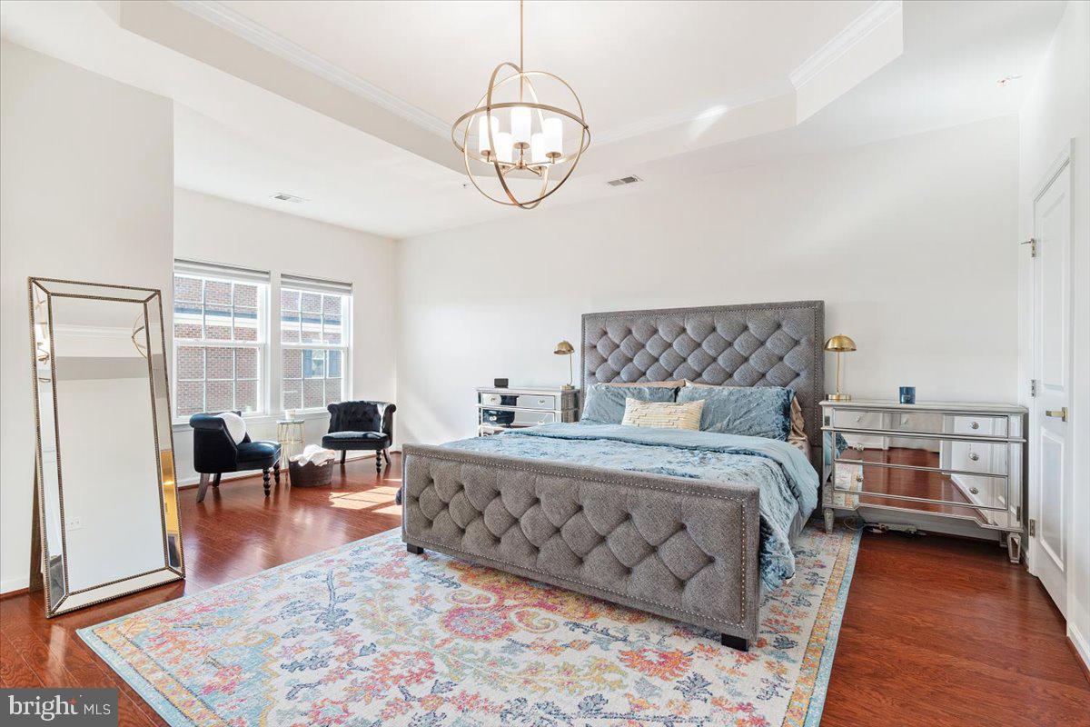 GREENBELT STATION - Residential