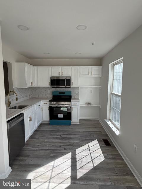 6010 ROSE BAY DRIVE