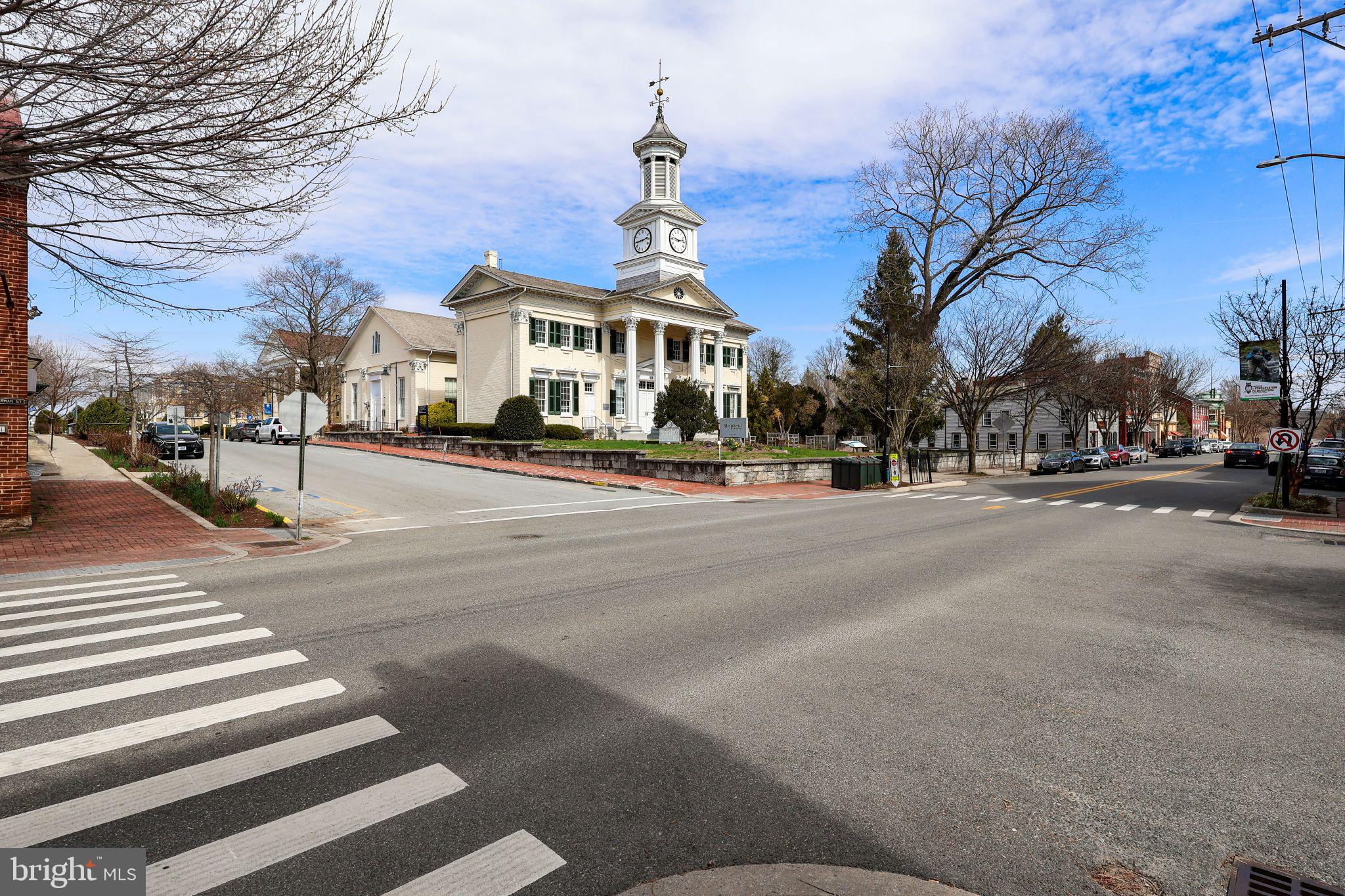 MADDEX FARM - Residential