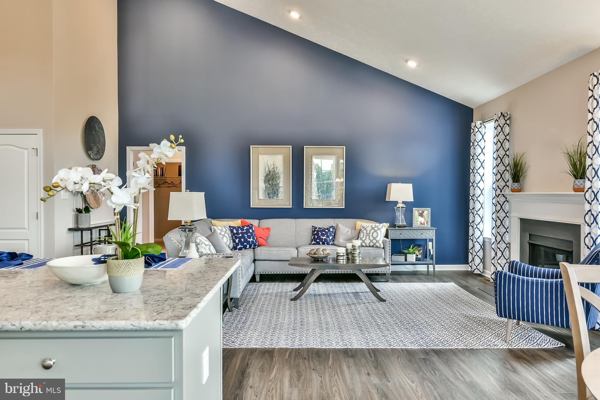 MARTINSBURG STATION - Residential