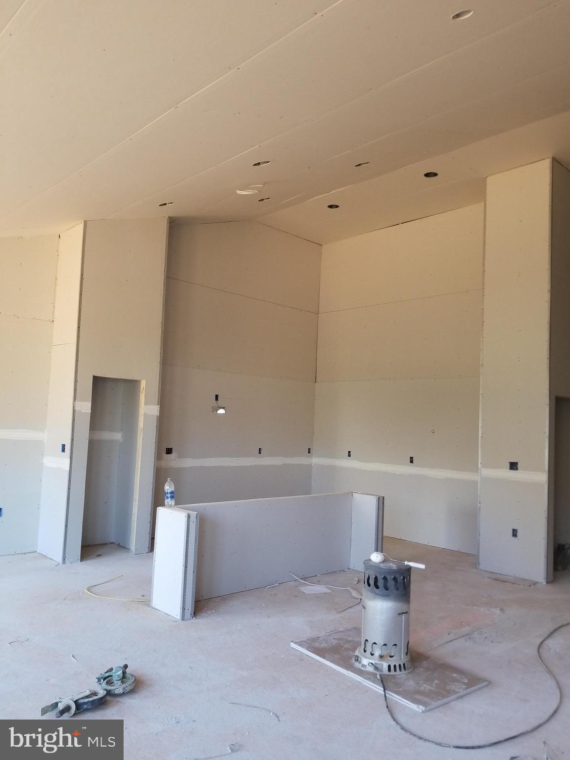 MARTINSBURG STATION - Residential