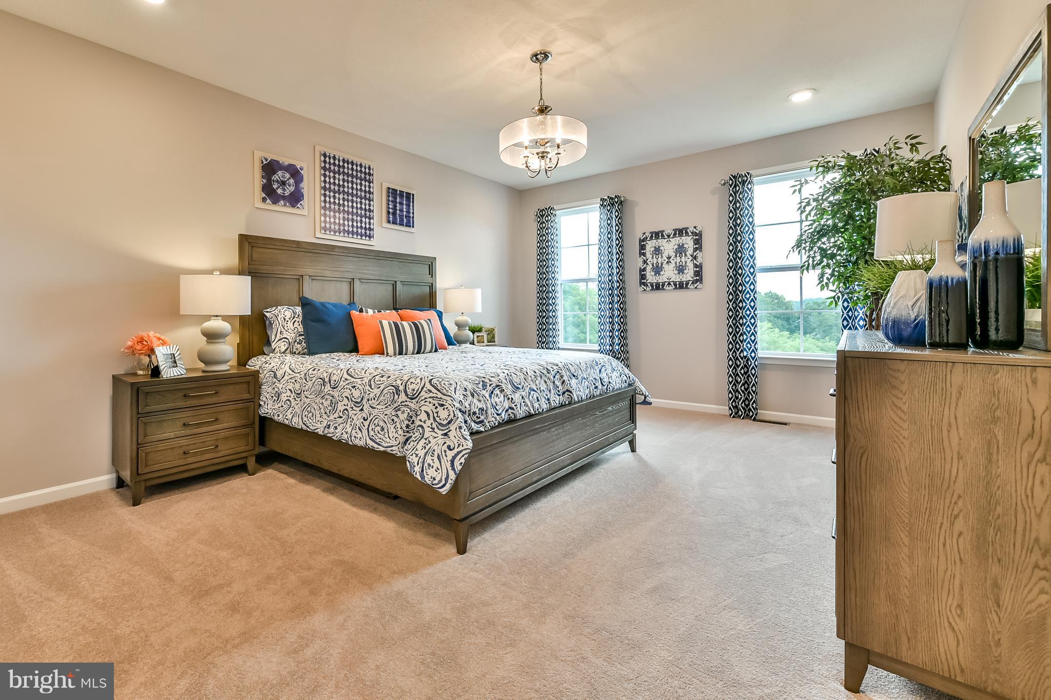 MARTINSBURG STATION - Residential