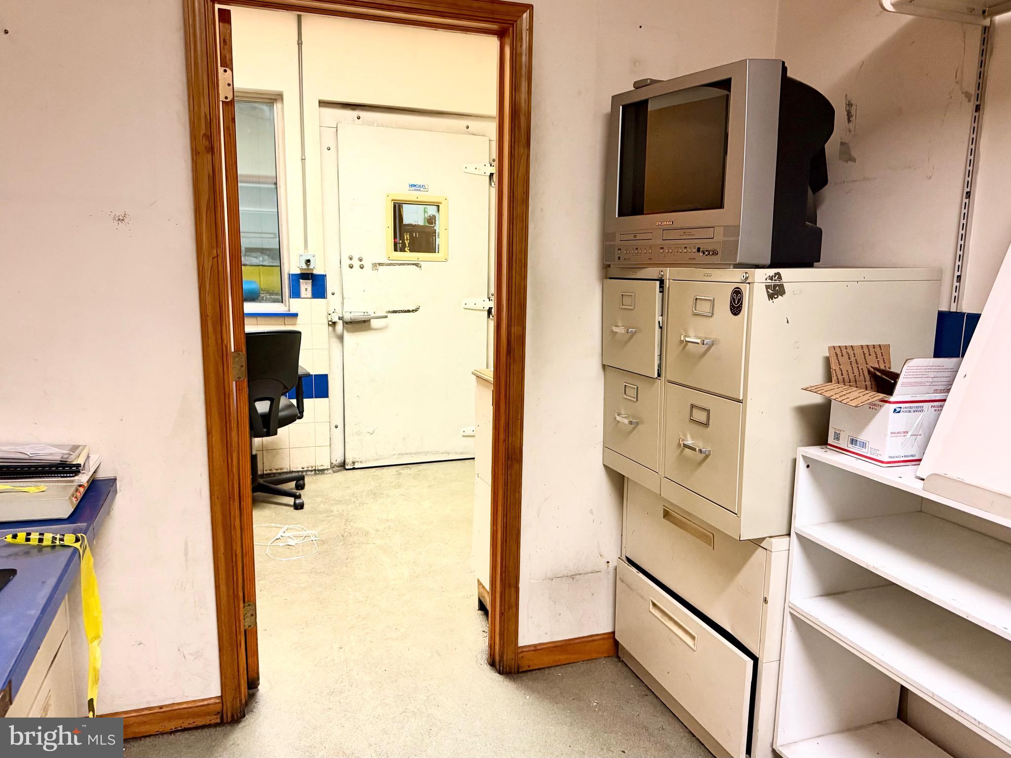 WEST END LANCASTER - Commercial Lease