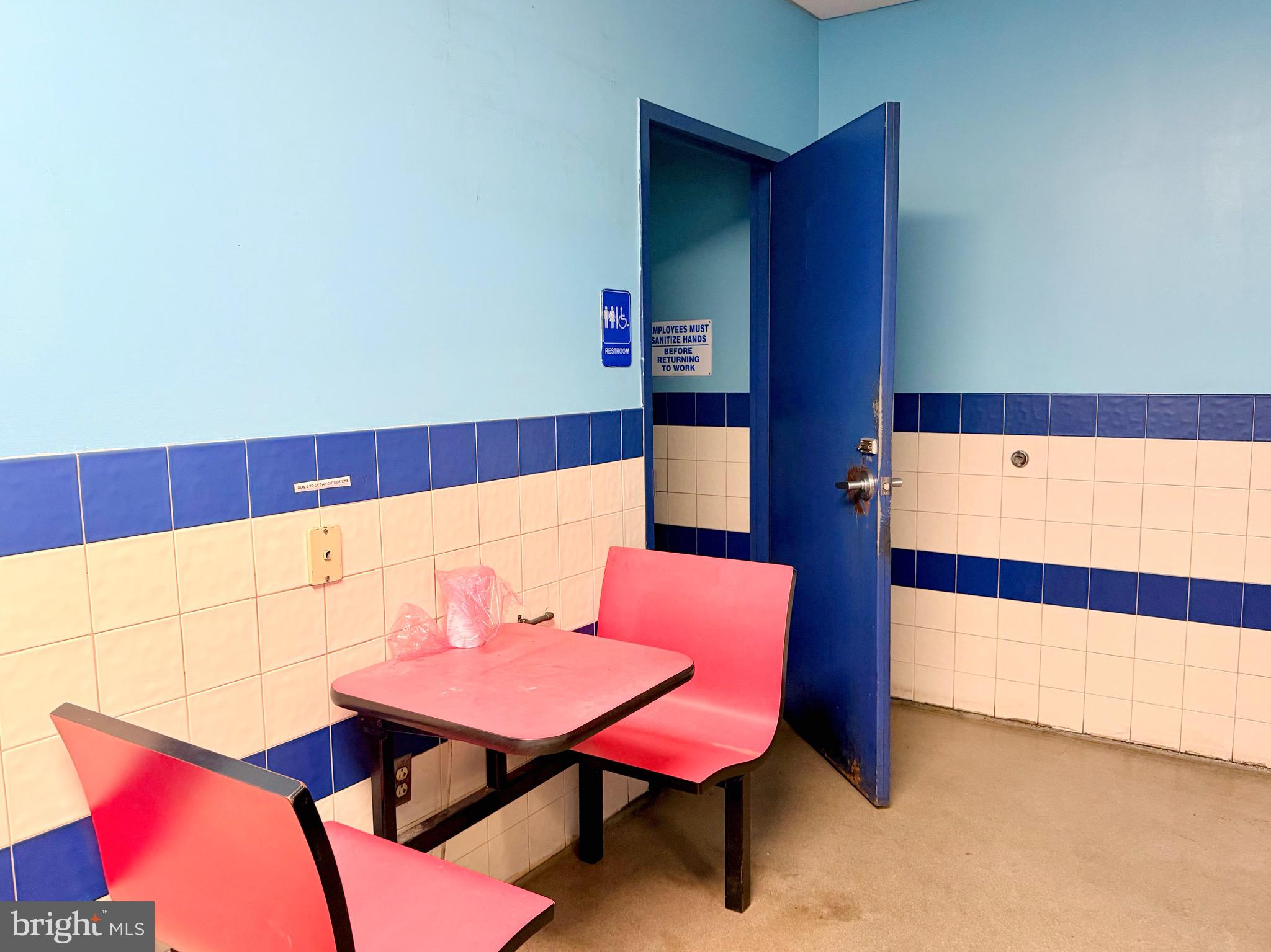 WEST END LANCASTER - Commercial Lease