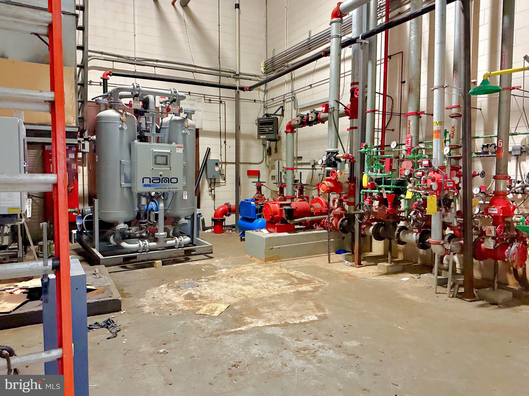 WEST END LANCASTER - Commercial Lease