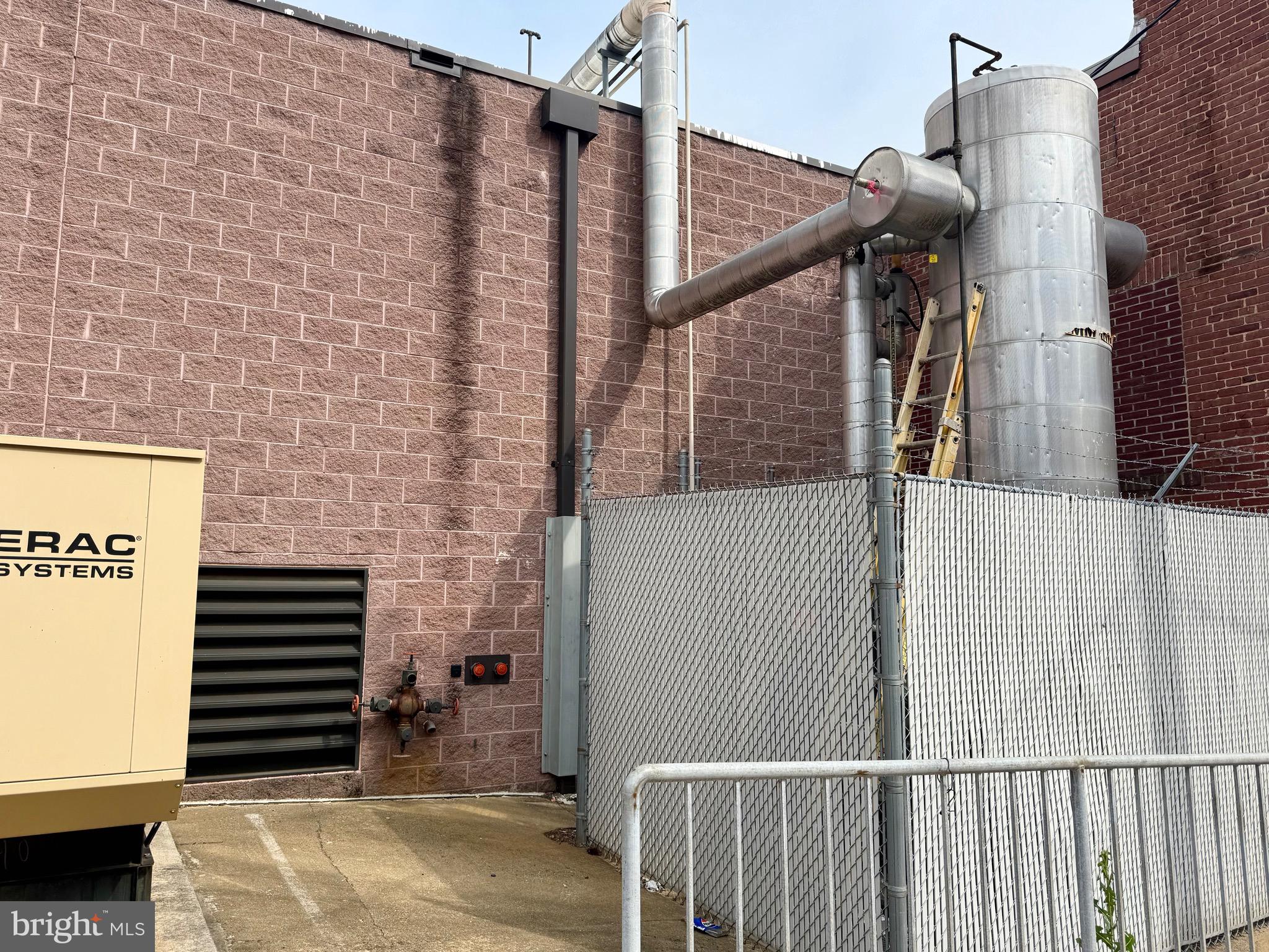 WEST END LANCASTER - Commercial Lease