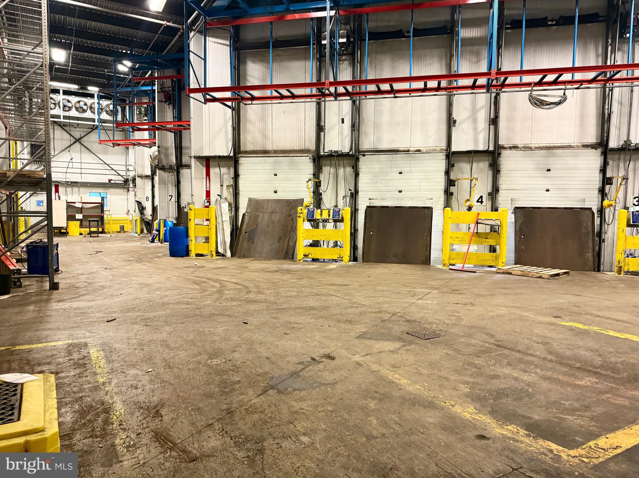 WEST END LANCASTER - Commercial Lease