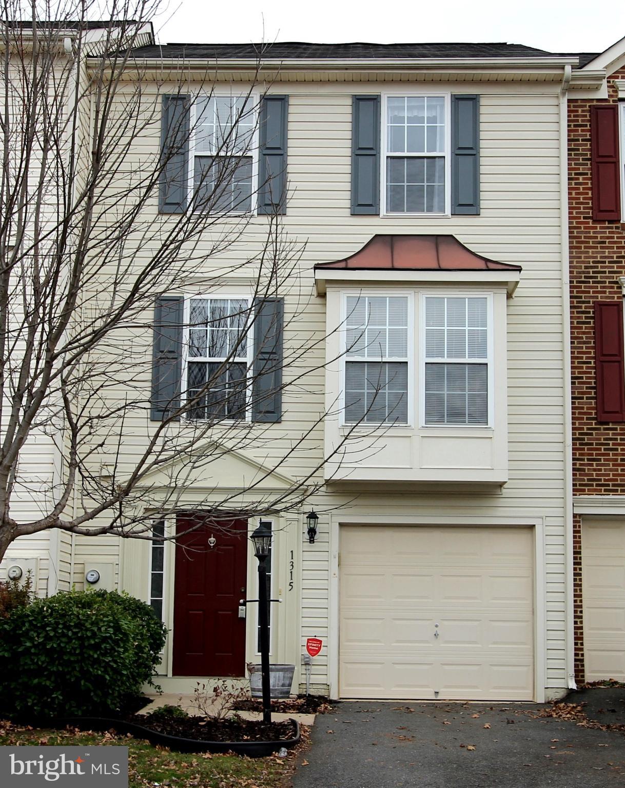 LAKELAND PLACE - Residential