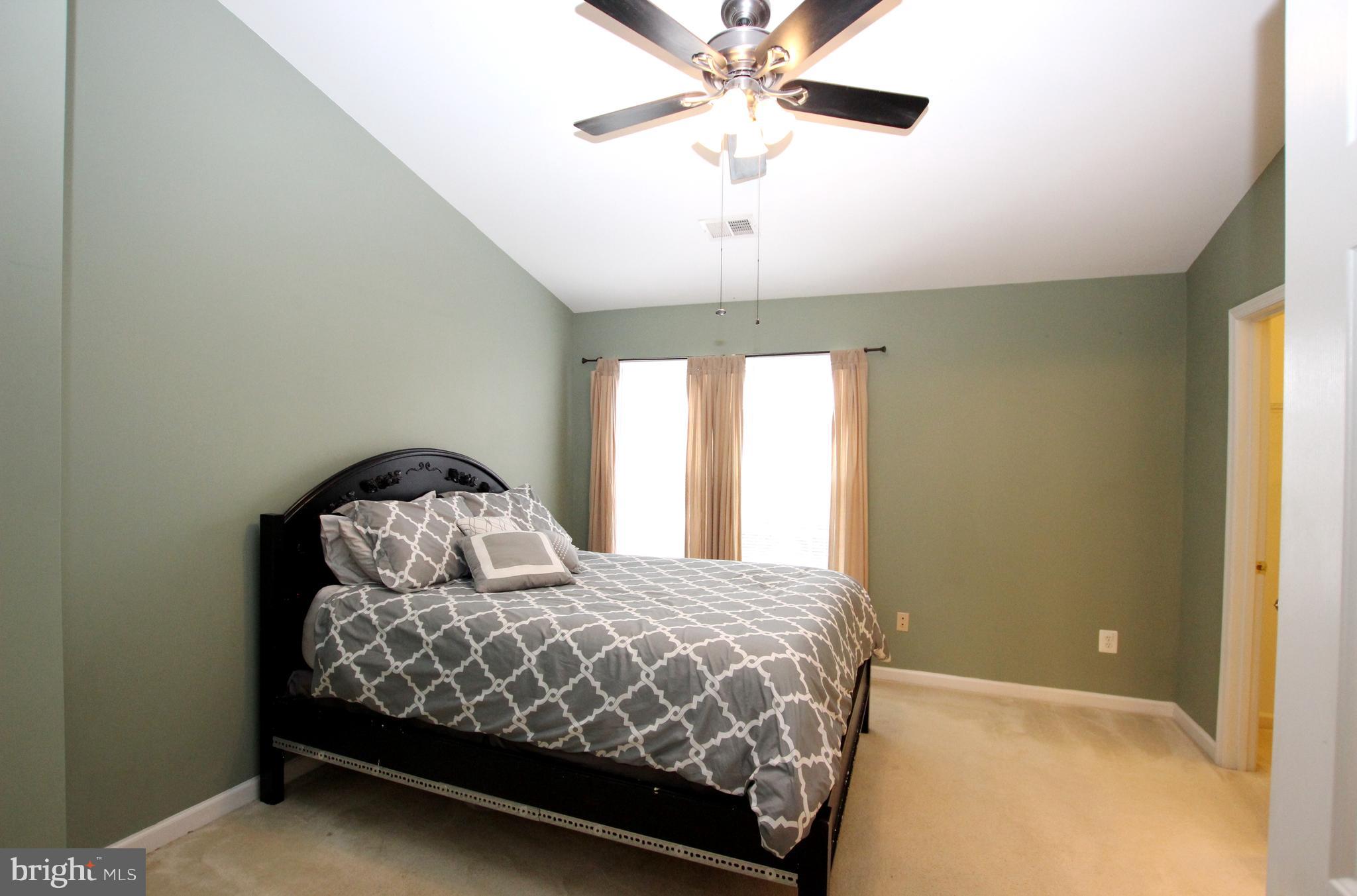 LAKELAND PLACE - Residential