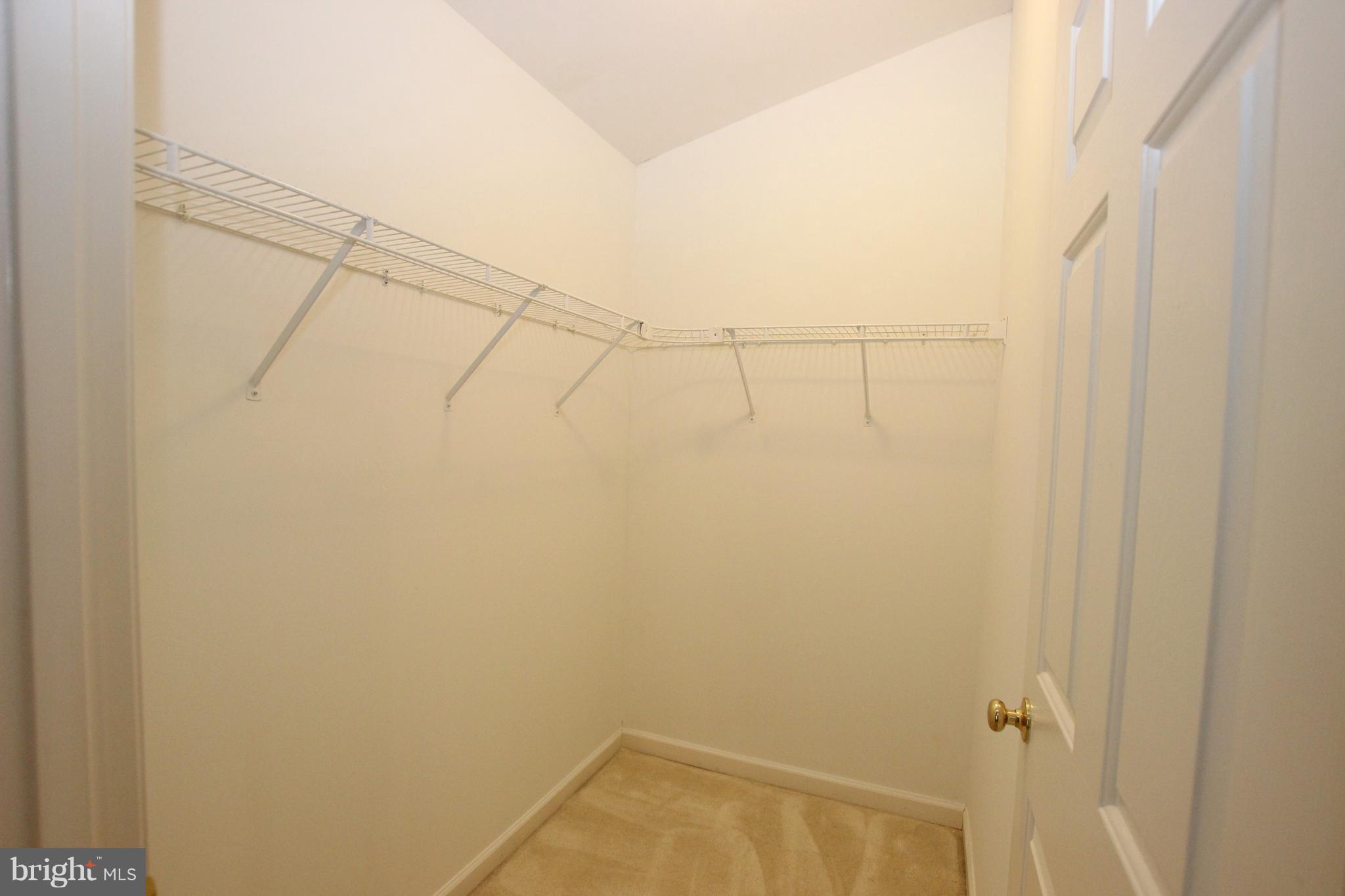 LAKELAND PLACE - Residential