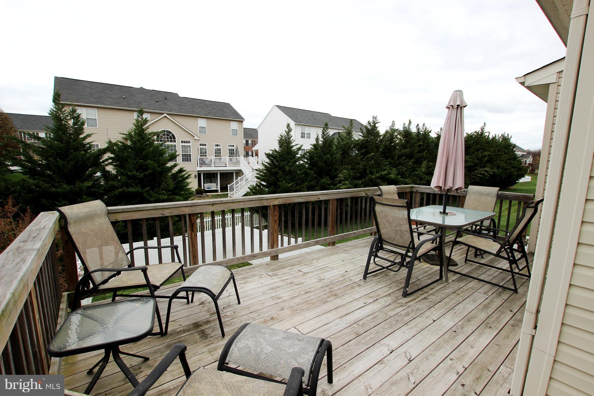 LAKELAND PLACE - Residential