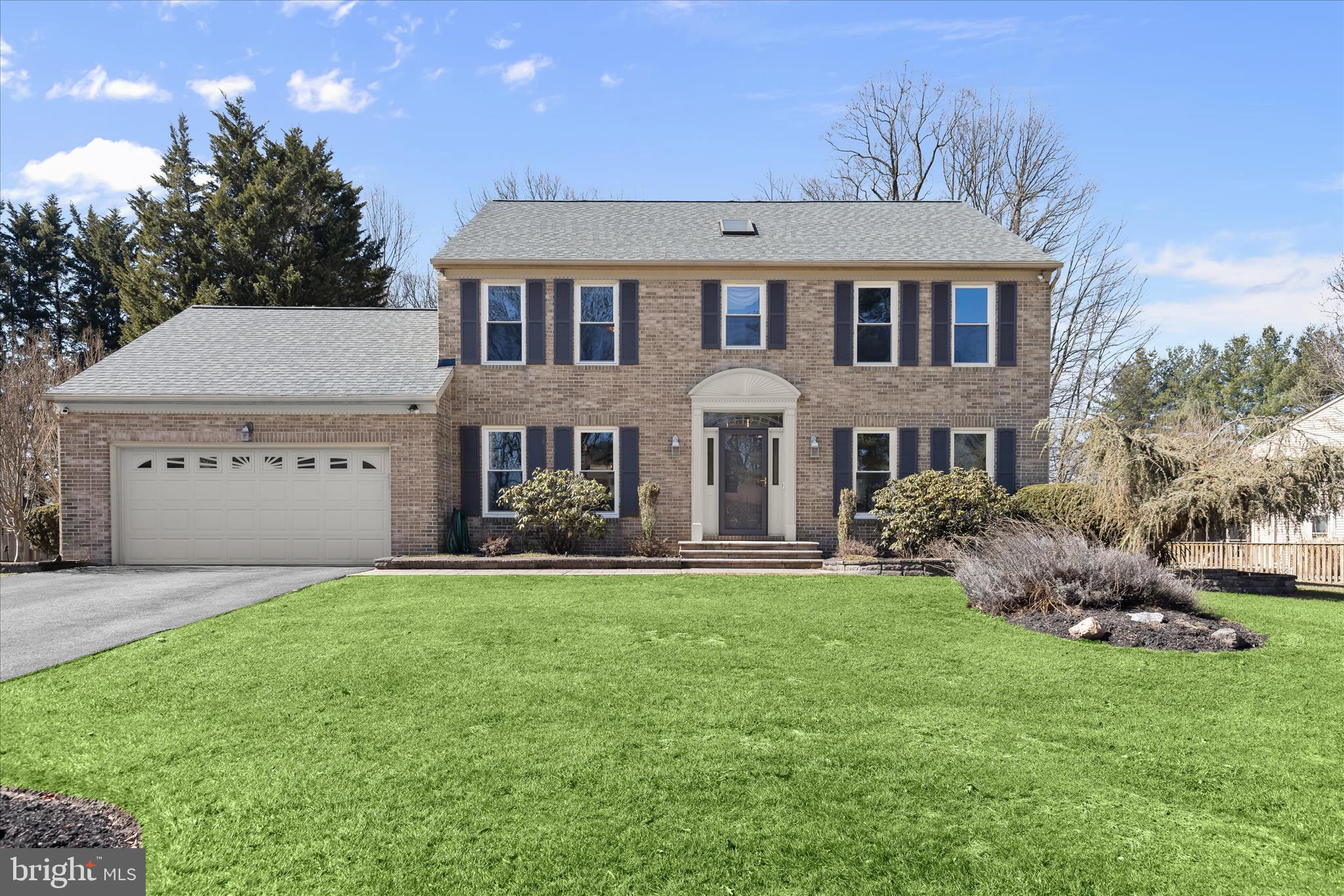 HUNTERS GLEN - Residential