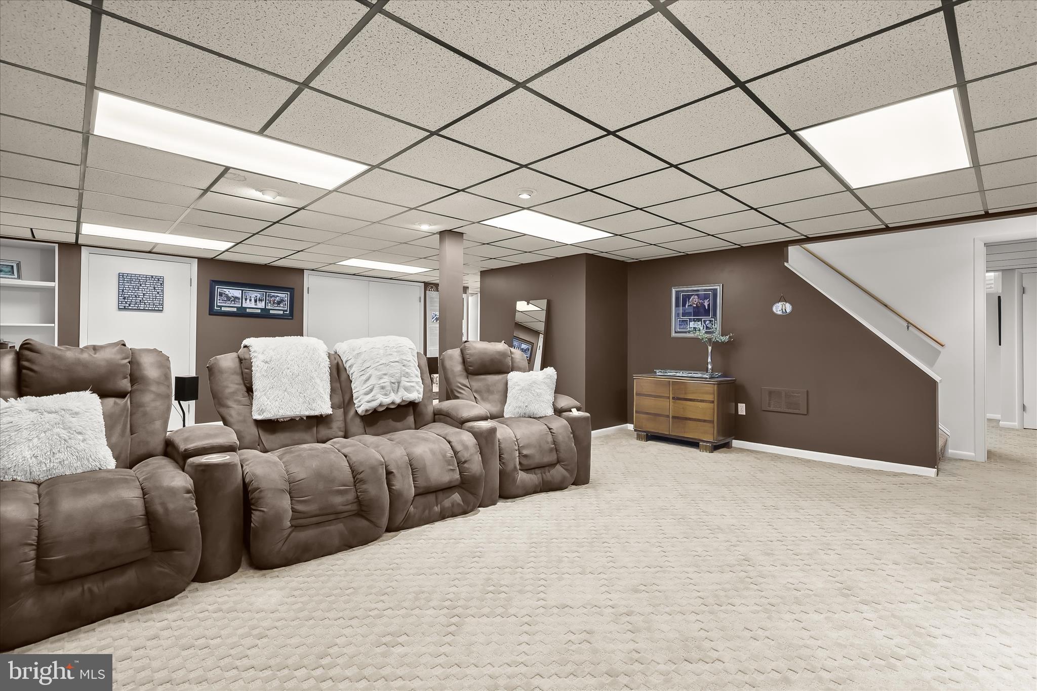 HUNTERS GLEN - Residential