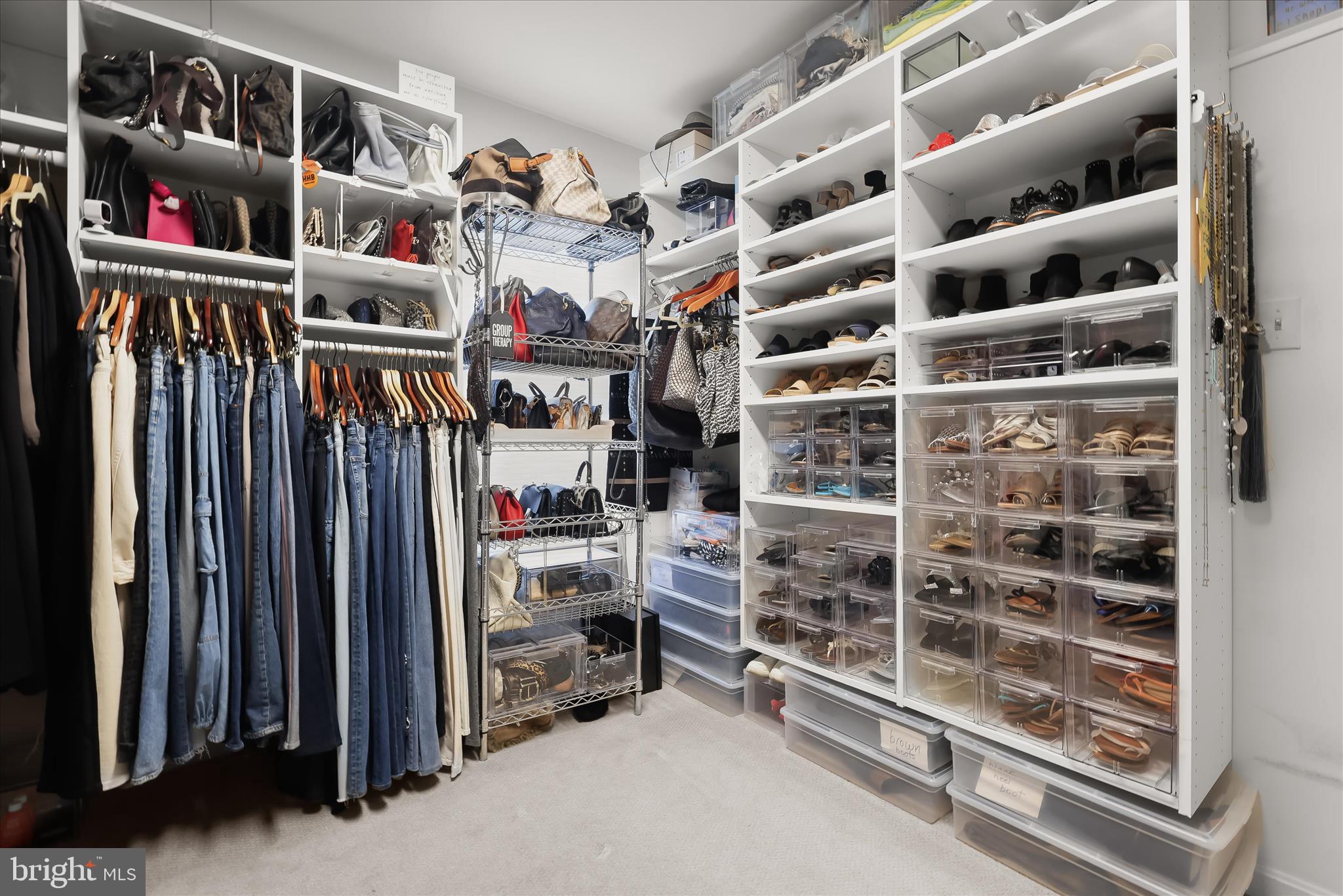 HUNTERS GLEN - Residential