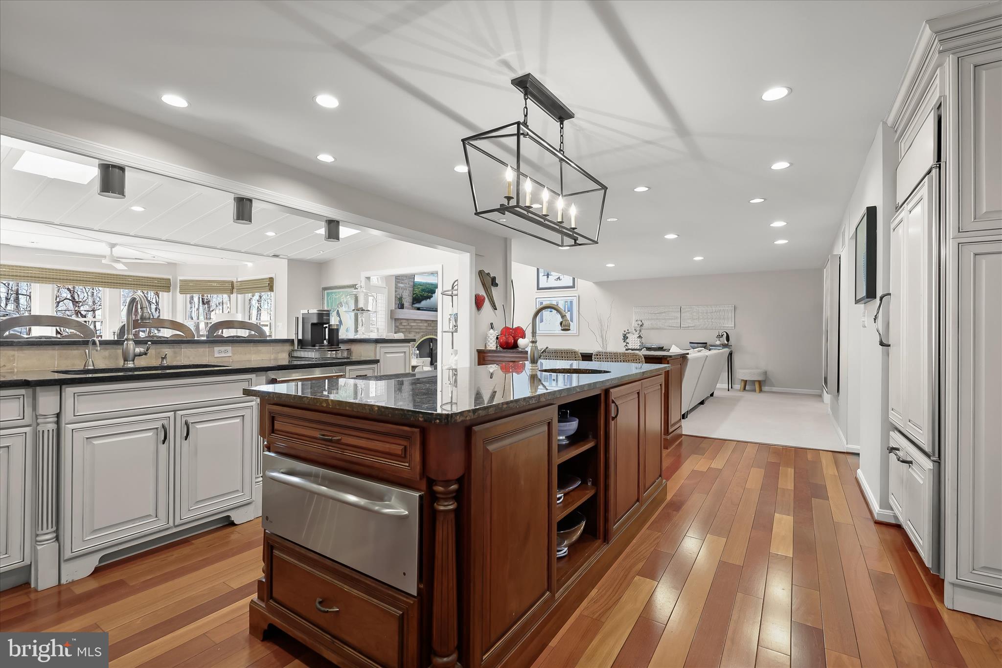 HUNTERS GLEN - Residential