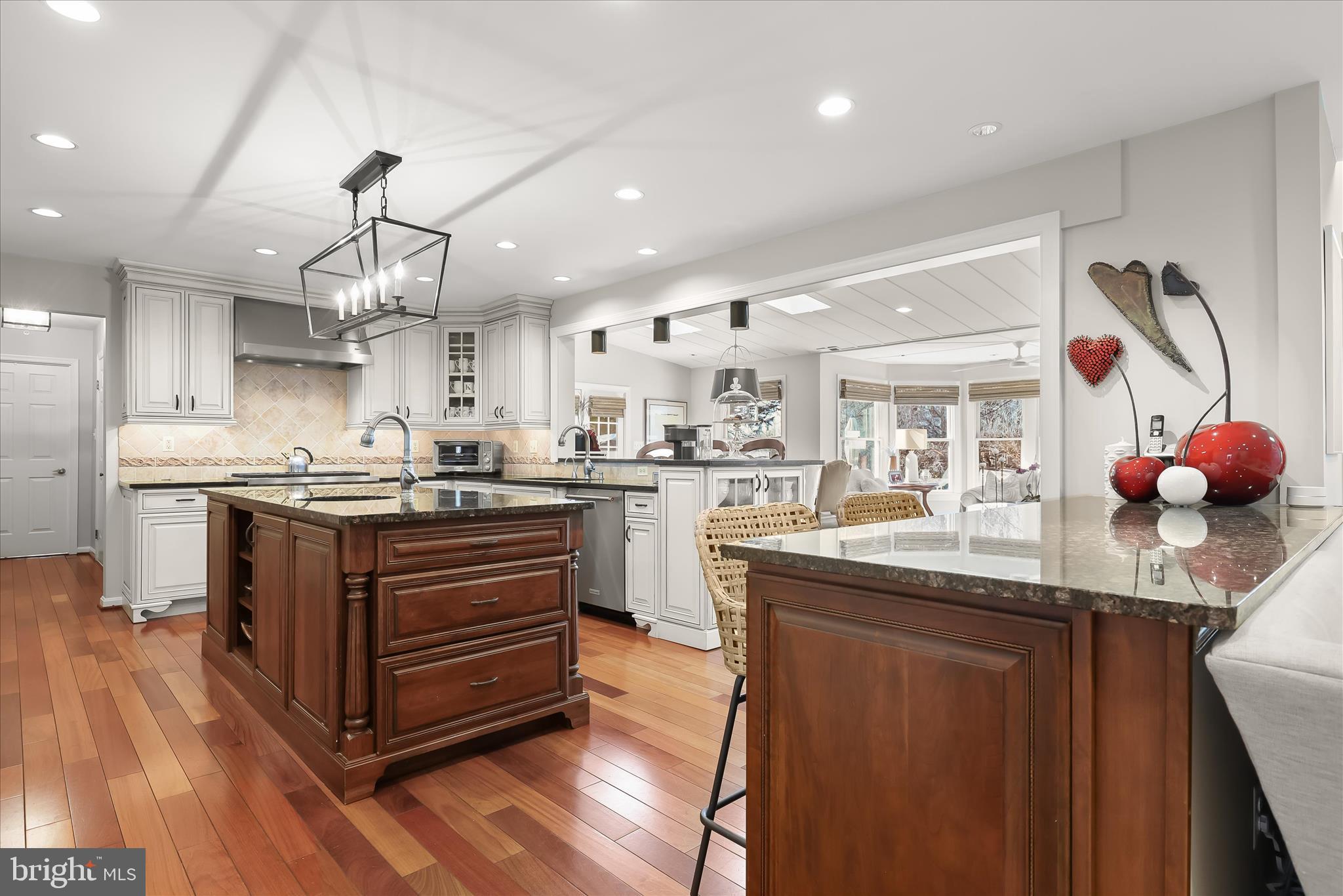 HUNTERS GLEN - Residential