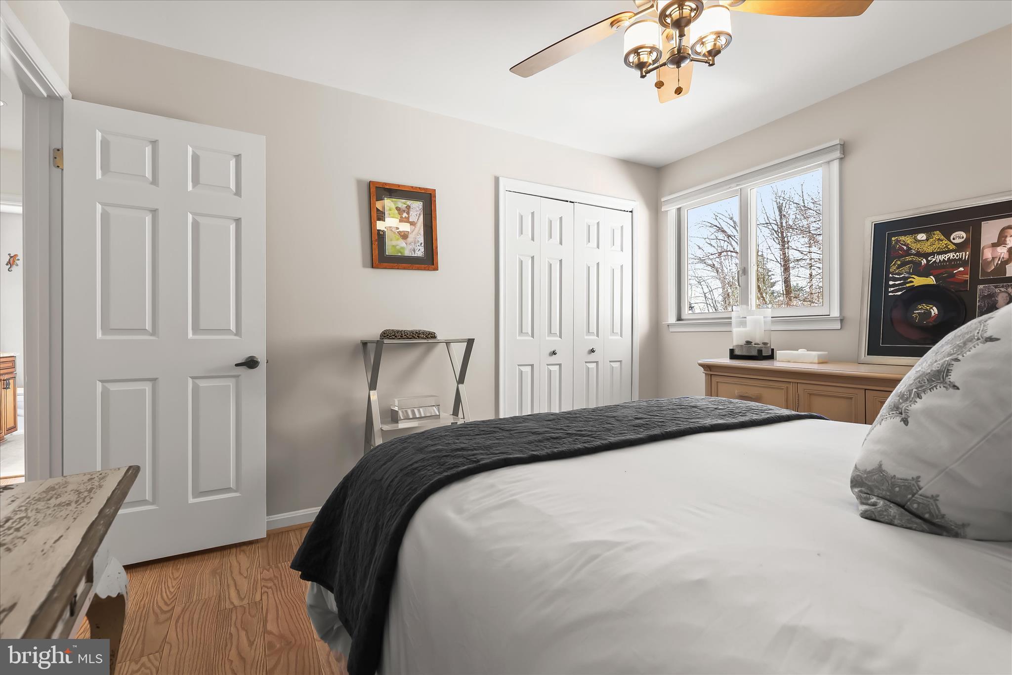 HUNTERS GLEN - Residential