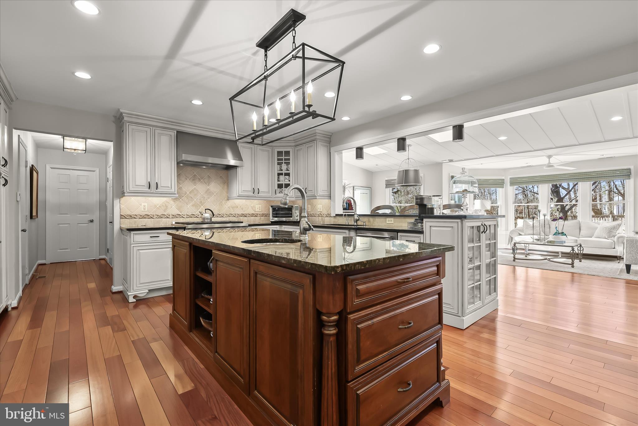 HUNTERS GLEN - Residential