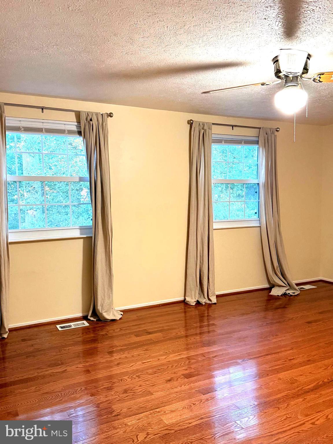 BURKE CENTRE - Residential