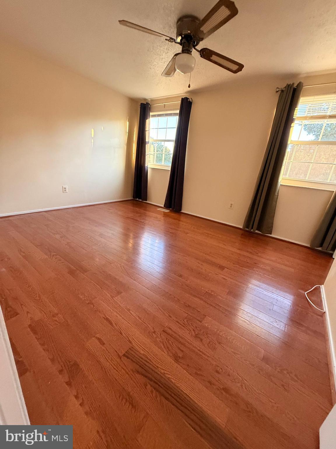 BURKE CENTRE - Residential