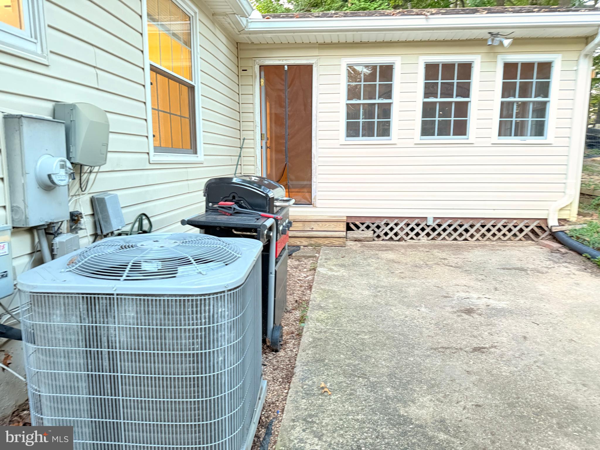 BURKE CENTRE - Residential