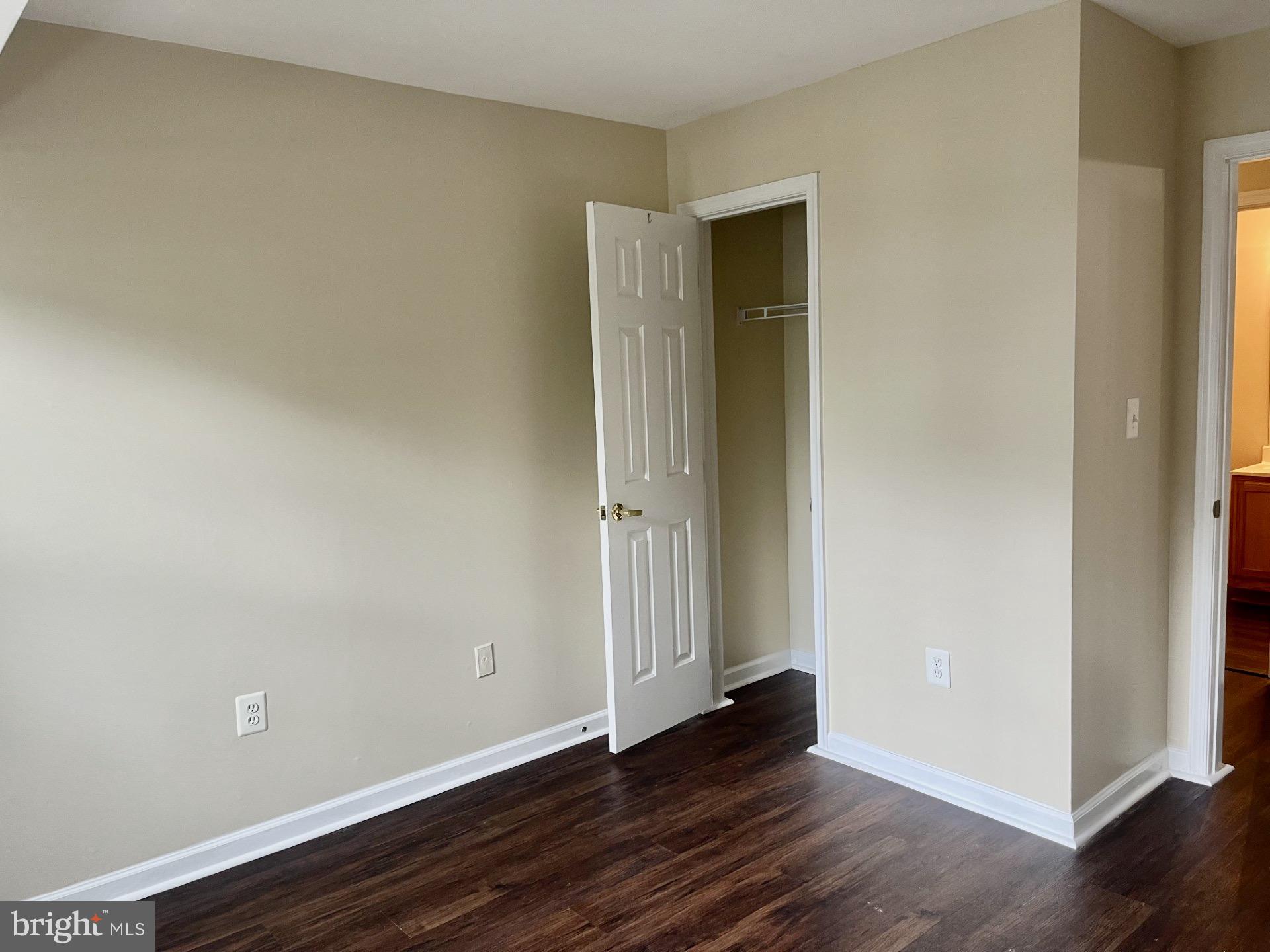 LEESBURG GATEWAY II - Residential Lease