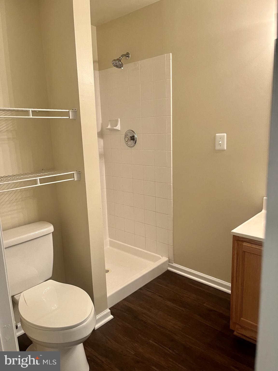 LEESBURG GATEWAY II - Residential Lease