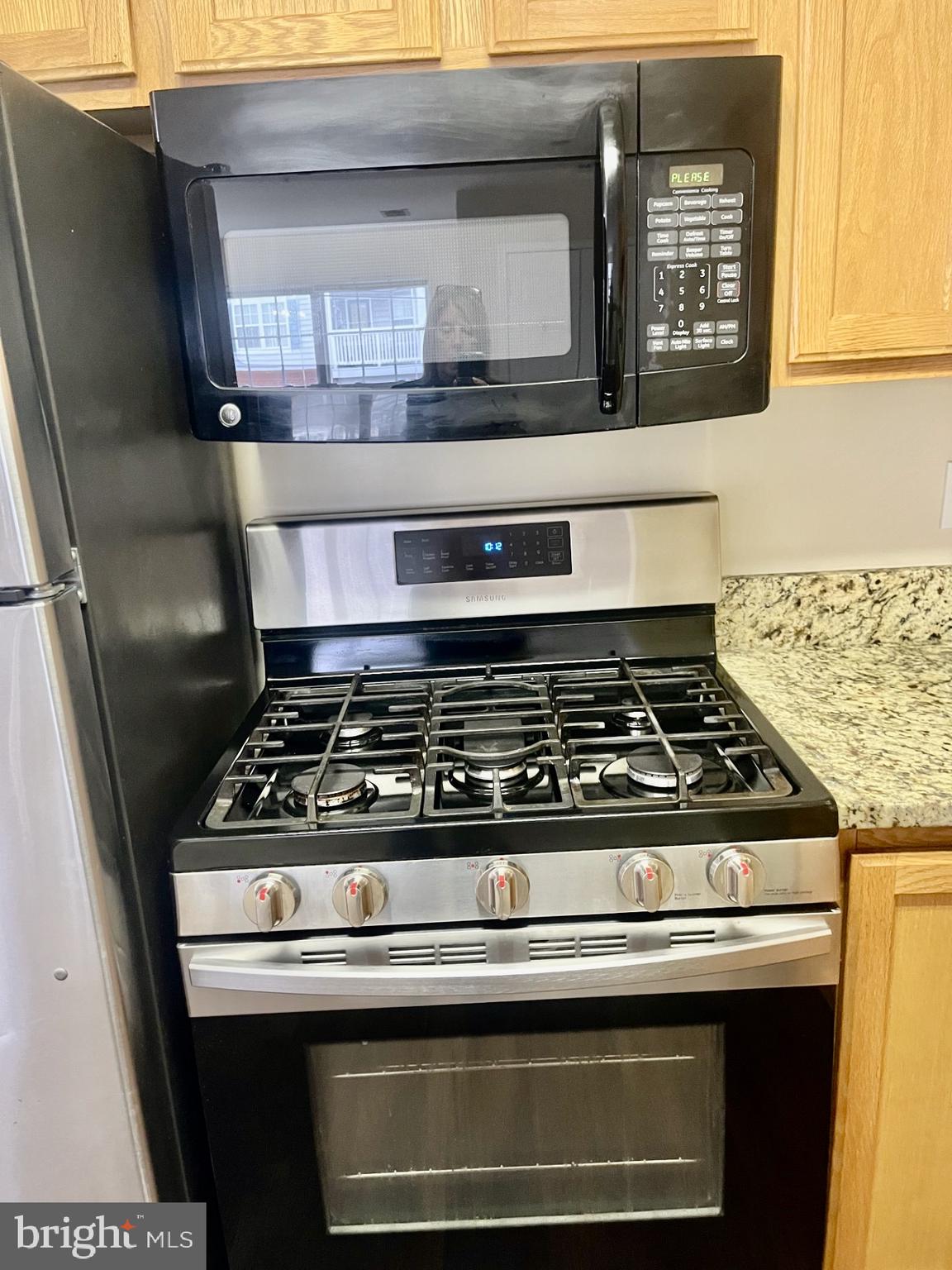 LEESBURG GATEWAY II - Residential Lease