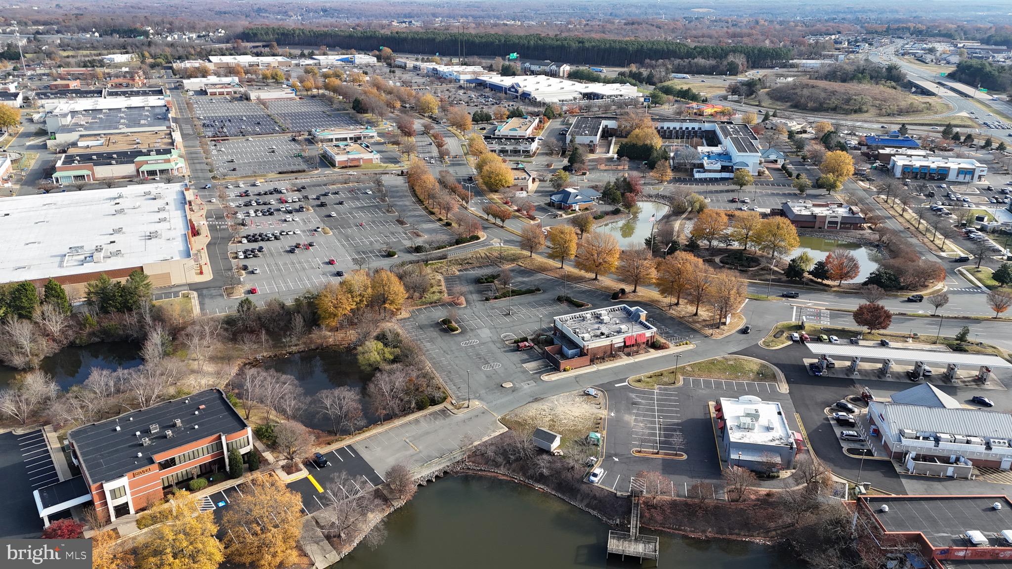 CENTRAL PARK - Commercial Sale